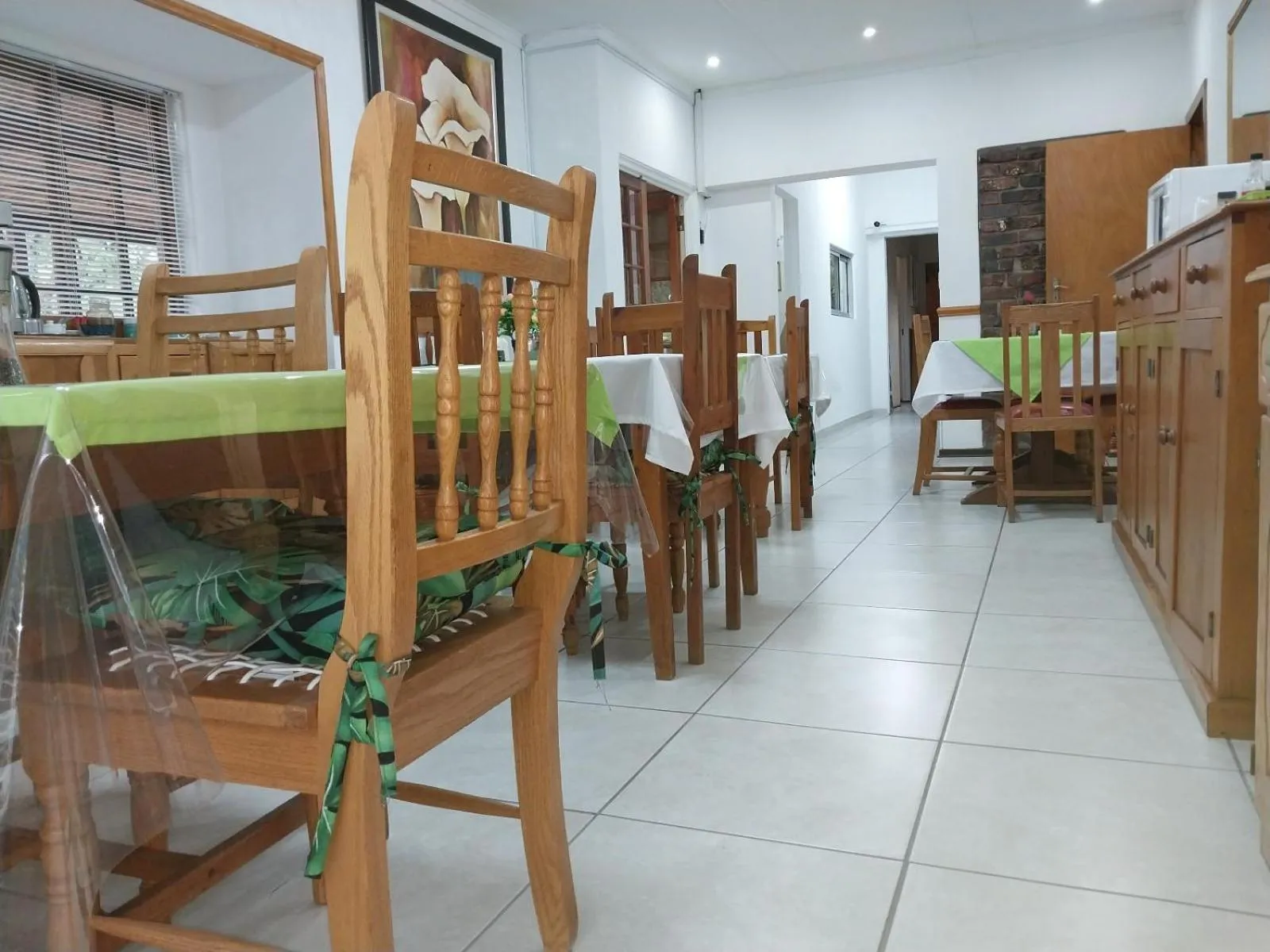 Dining area, Bed in Lily Guesthouse