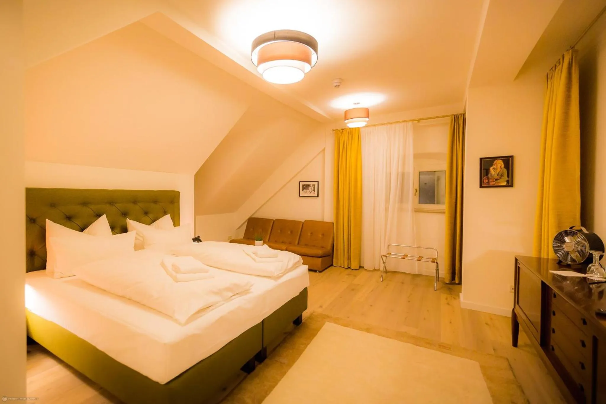 Bedroom, Bed in Hotel Luis Stadl