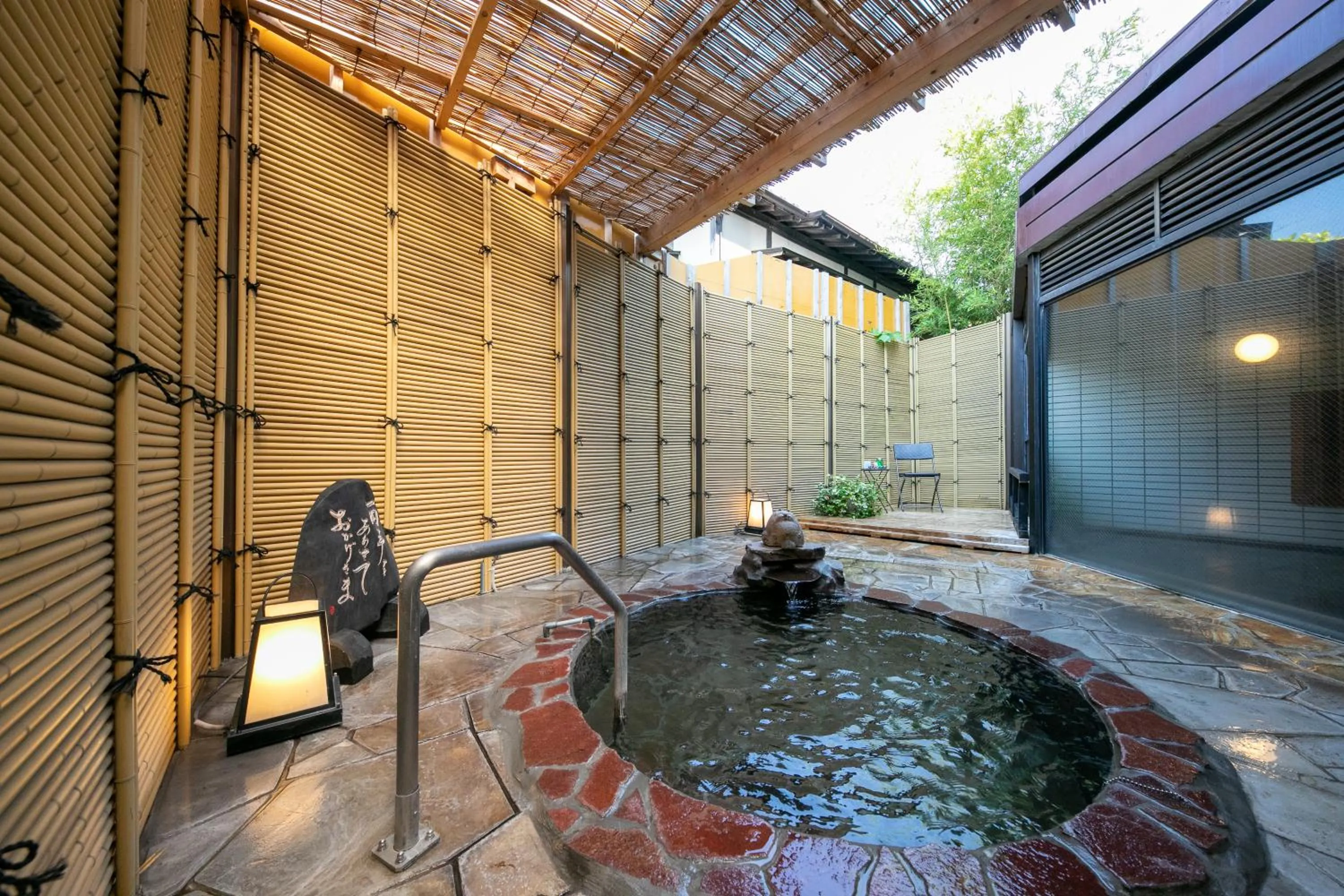 Open Air Bath in Yufuin Kaorinosato Hanamura