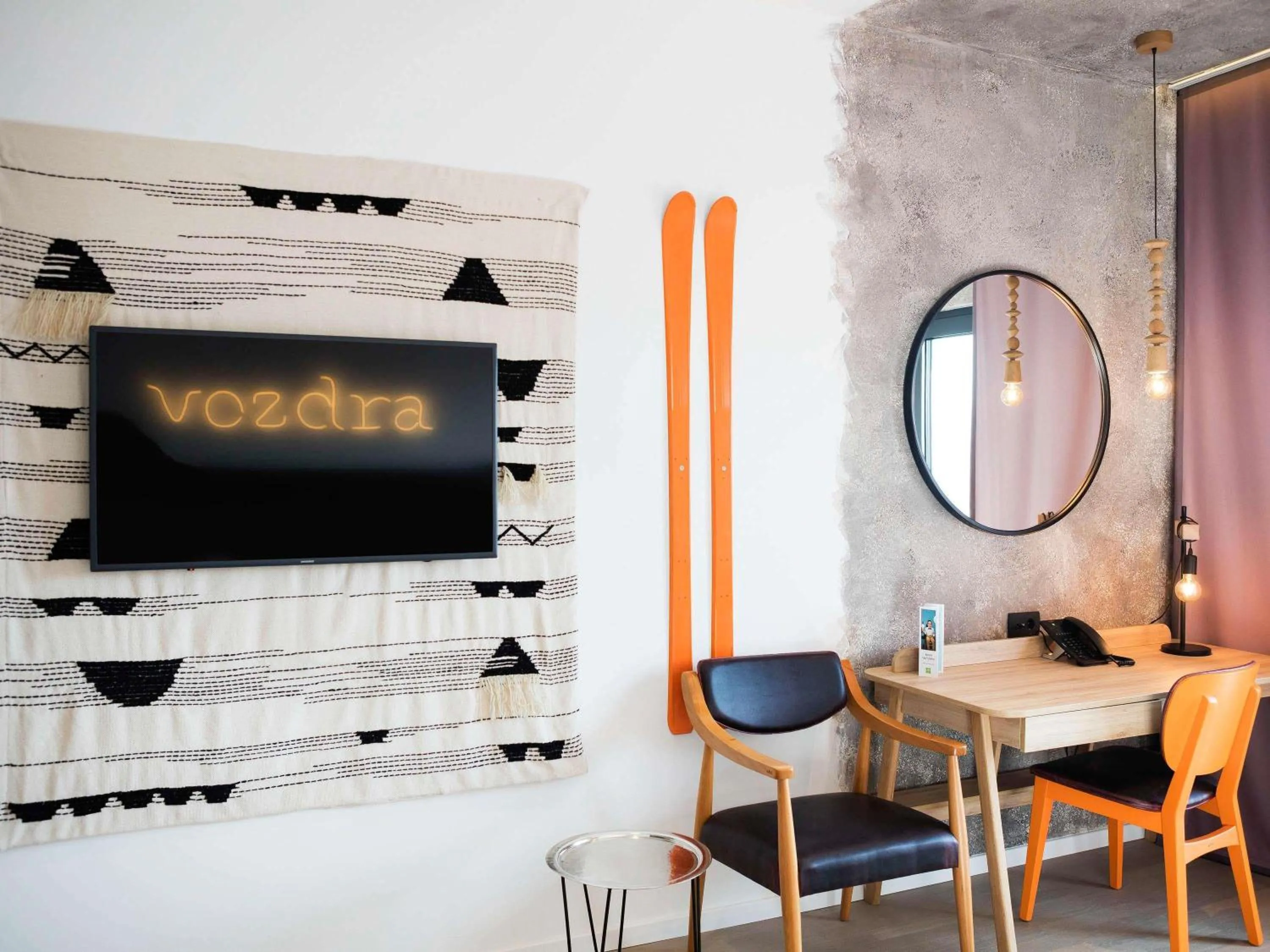 Bedroom in ibis Styles Sarajevo