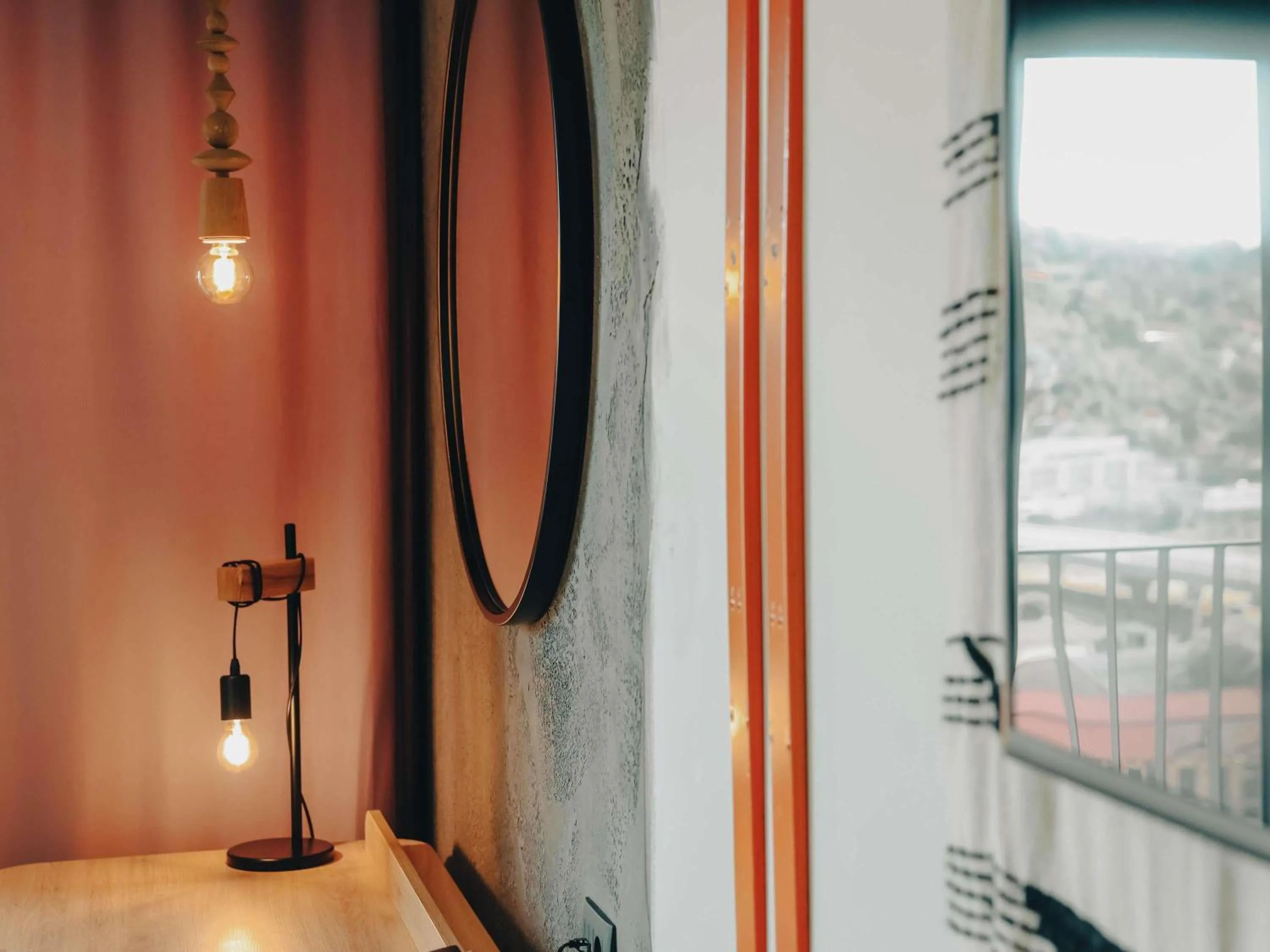 Bedroom in ibis Styles Sarajevo