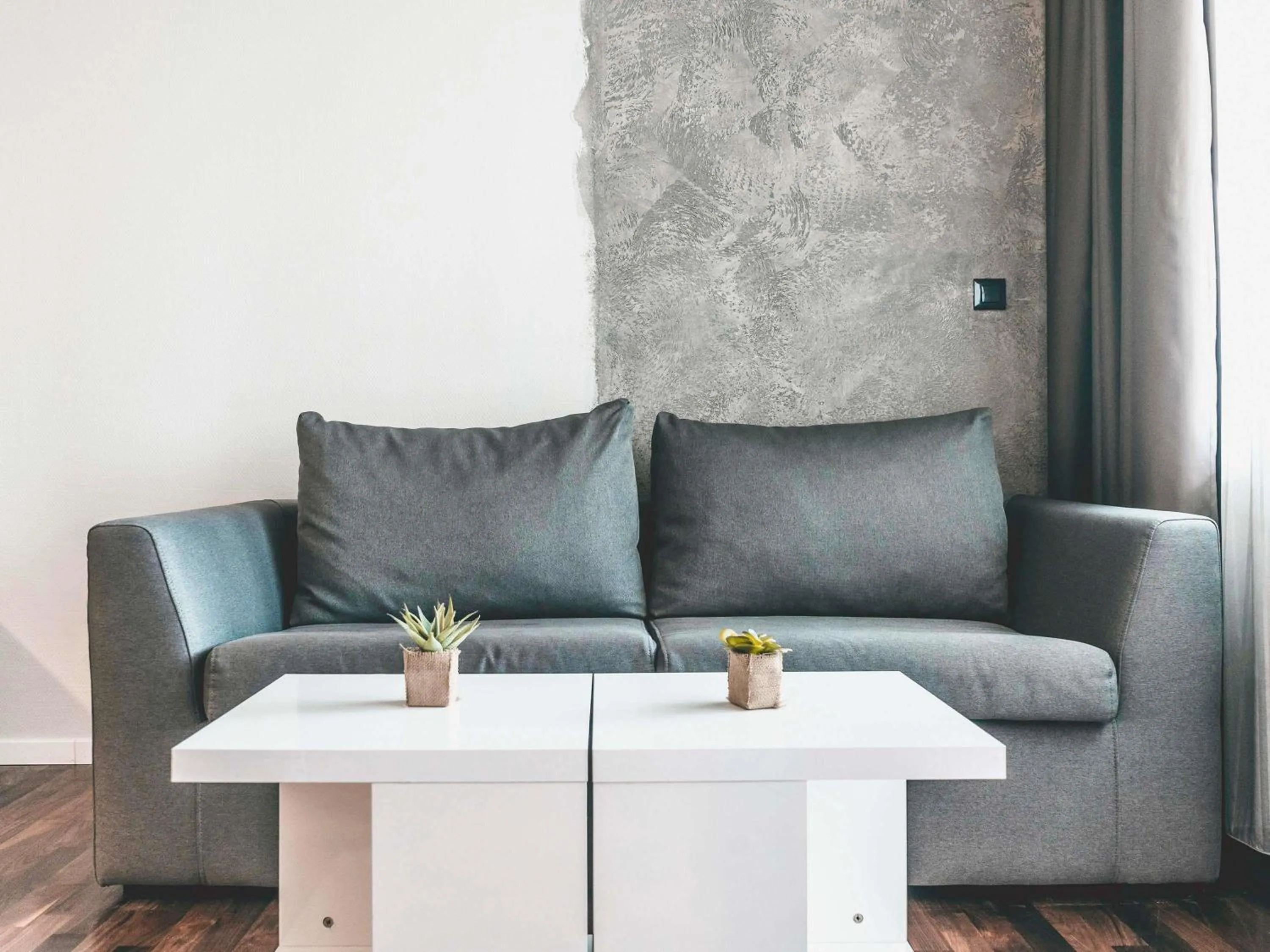 Bedroom in ibis Styles Sarajevo