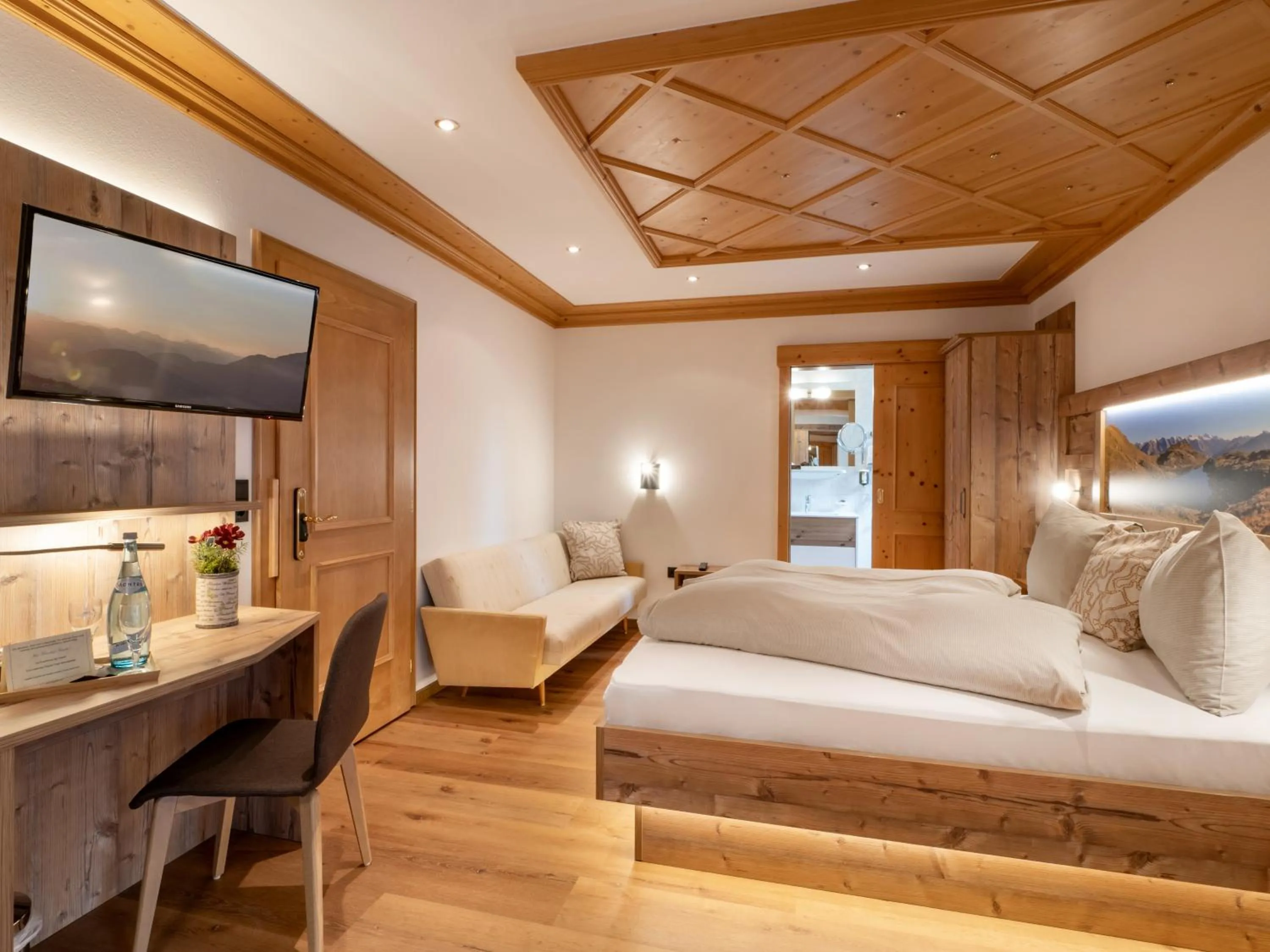 Photo of the whole room, Bed in Hotel Garni Ferienhof