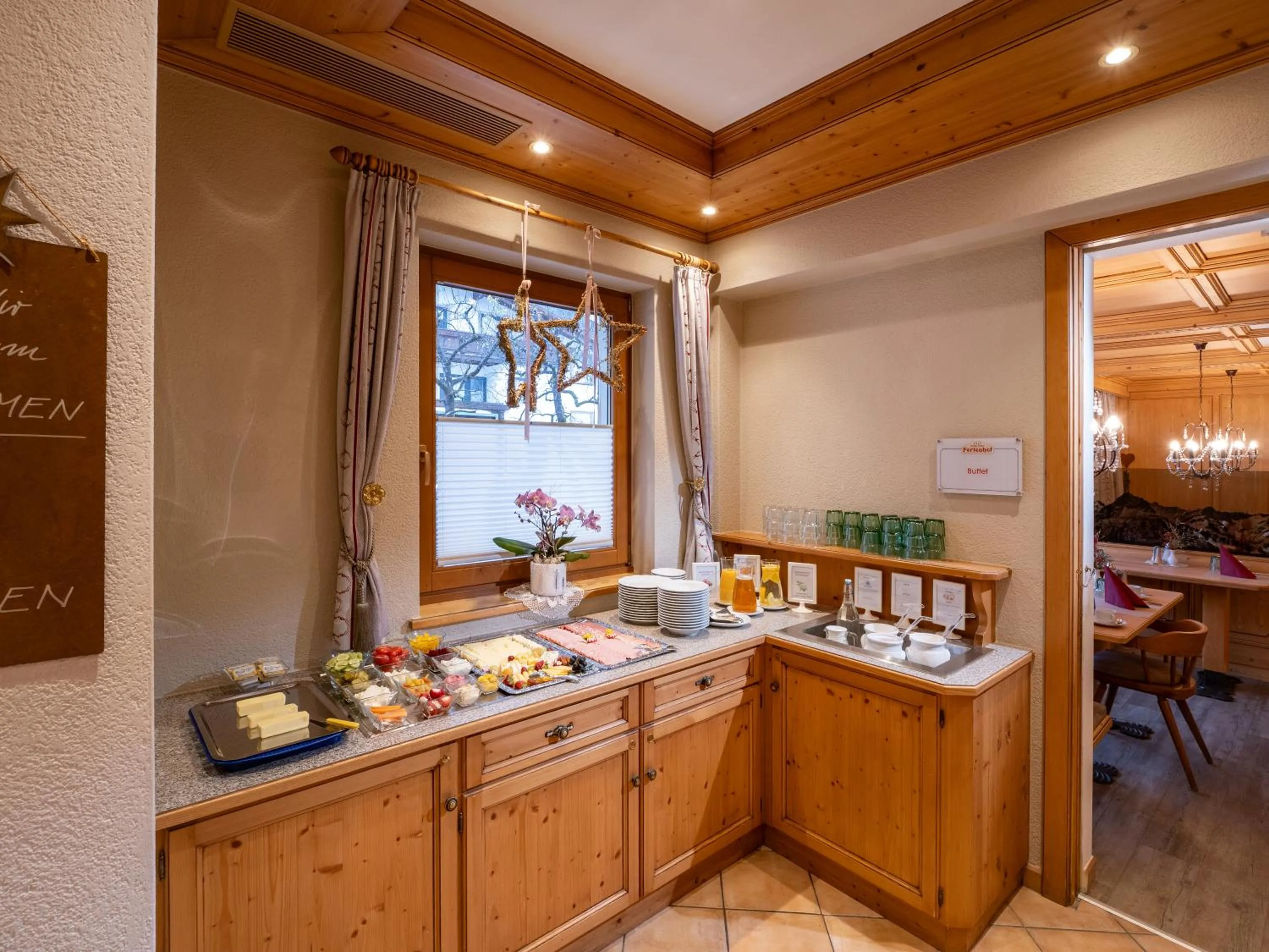 Breakfast in Hotel Garni Ferienhof