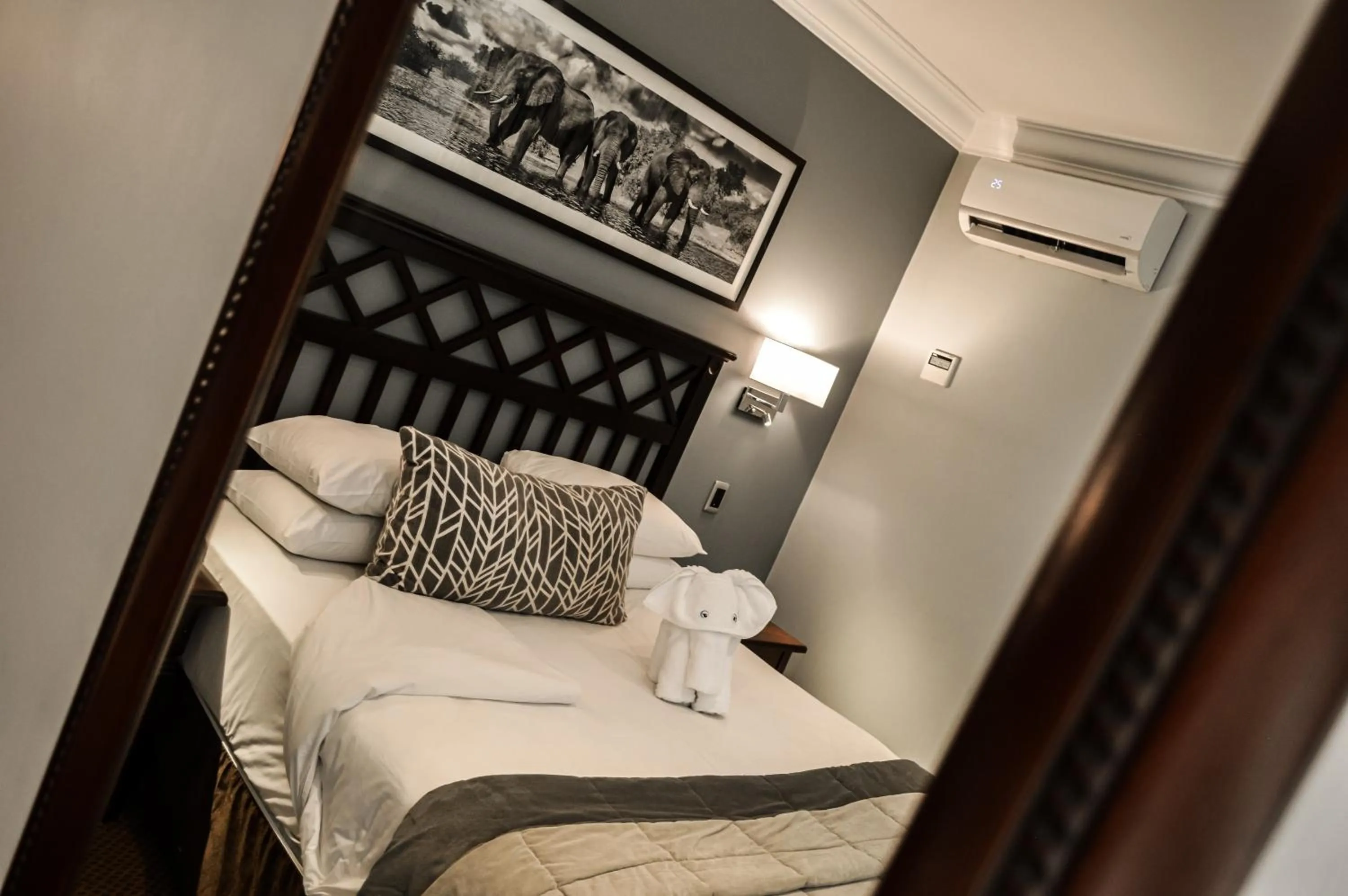 Bed in Indaba Hotel, Spa & Conference Center