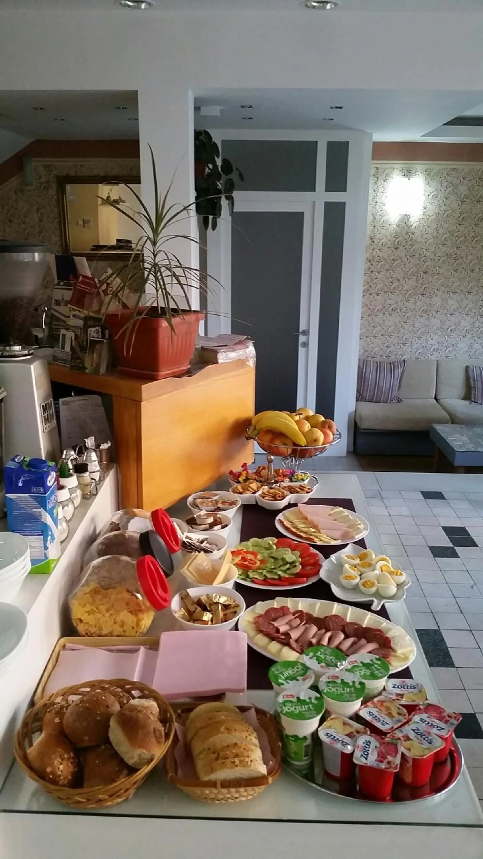 Buffet breakfast in Hotel Kovači