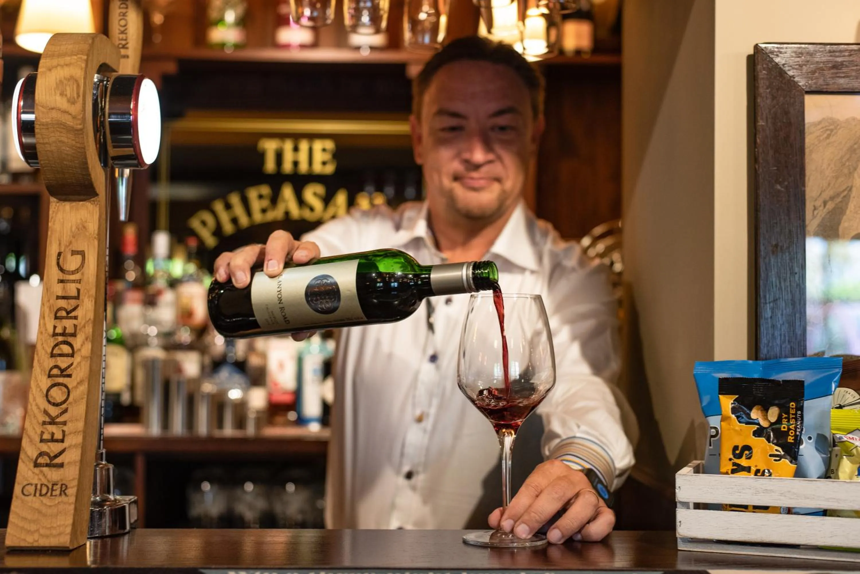 Lounge or bar in The Pheasant Inn - The Inn Collection Group