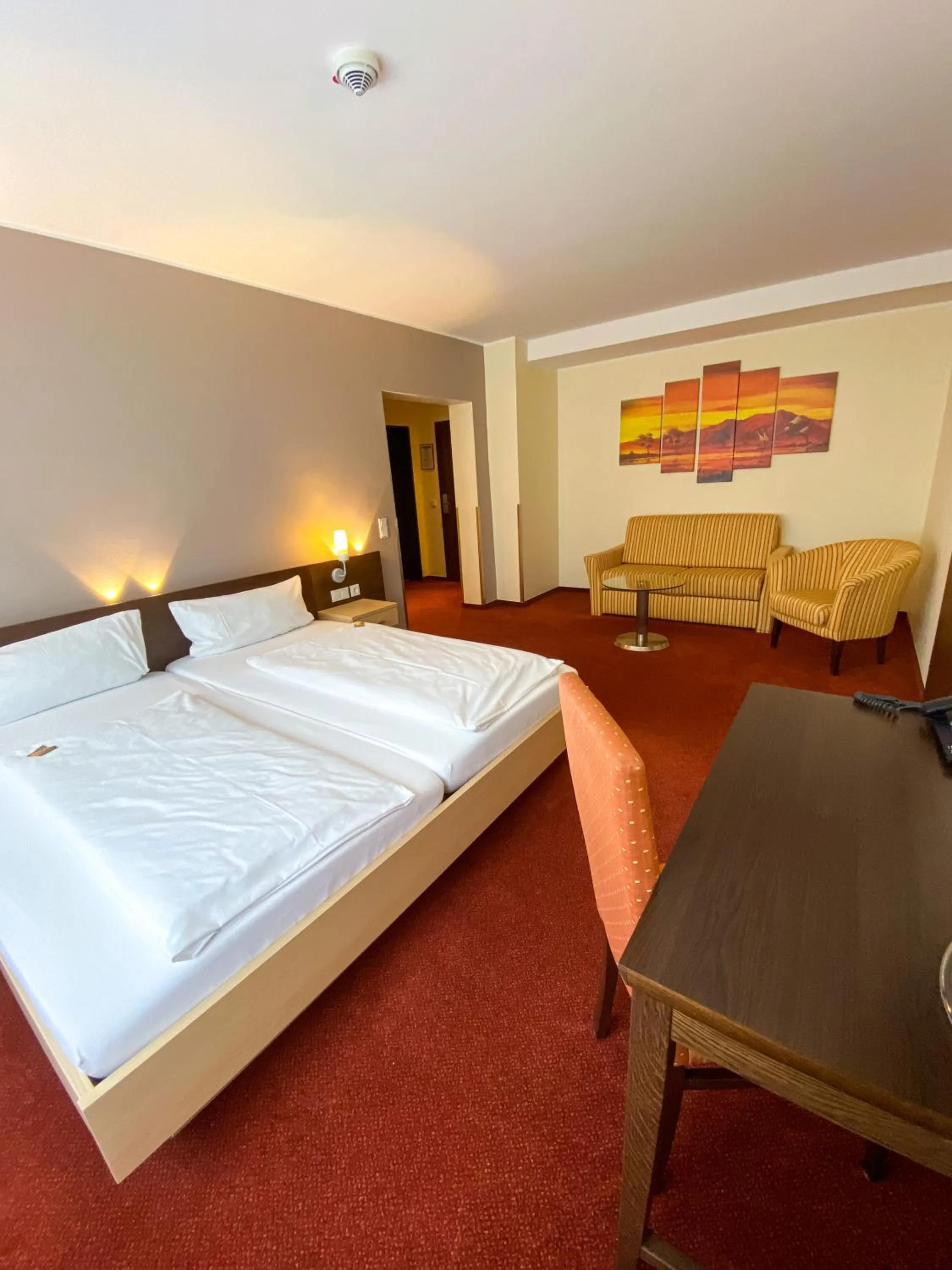 Bed in Phönix Hotel