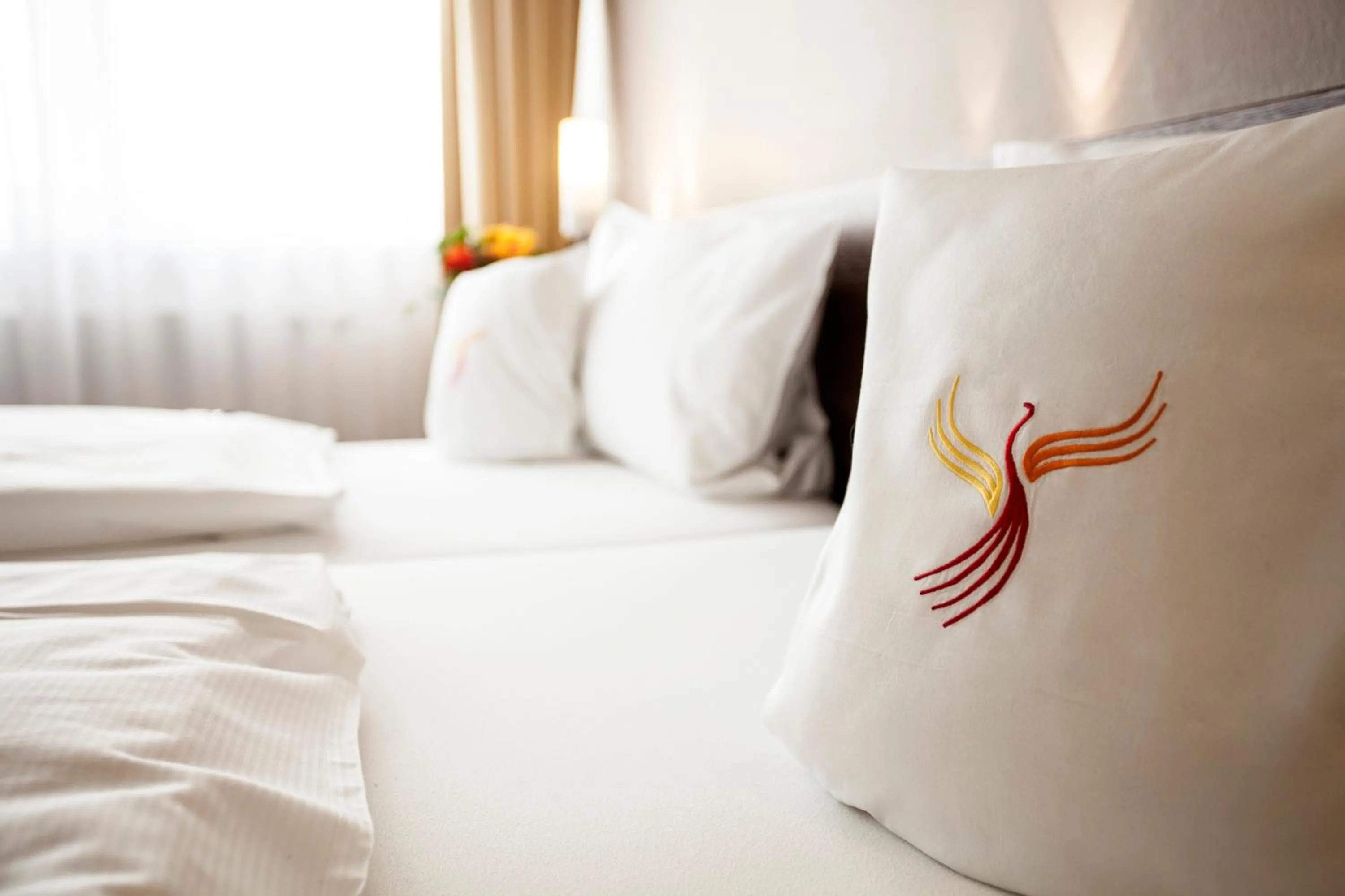 Photo of the whole room, Bed in Phönix Hotel