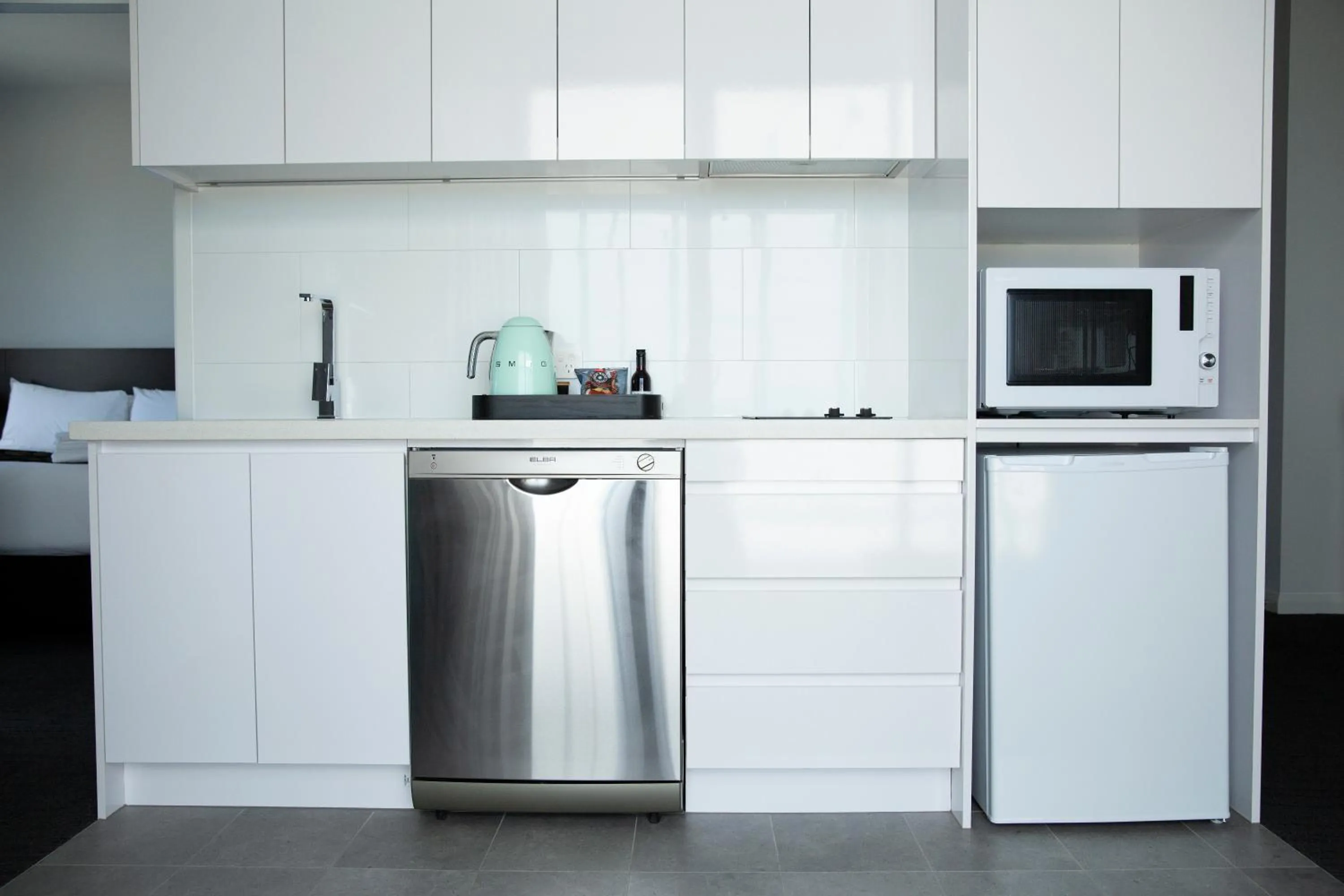 Kitchen or kitchenette in The Gerald Apartment Hotel