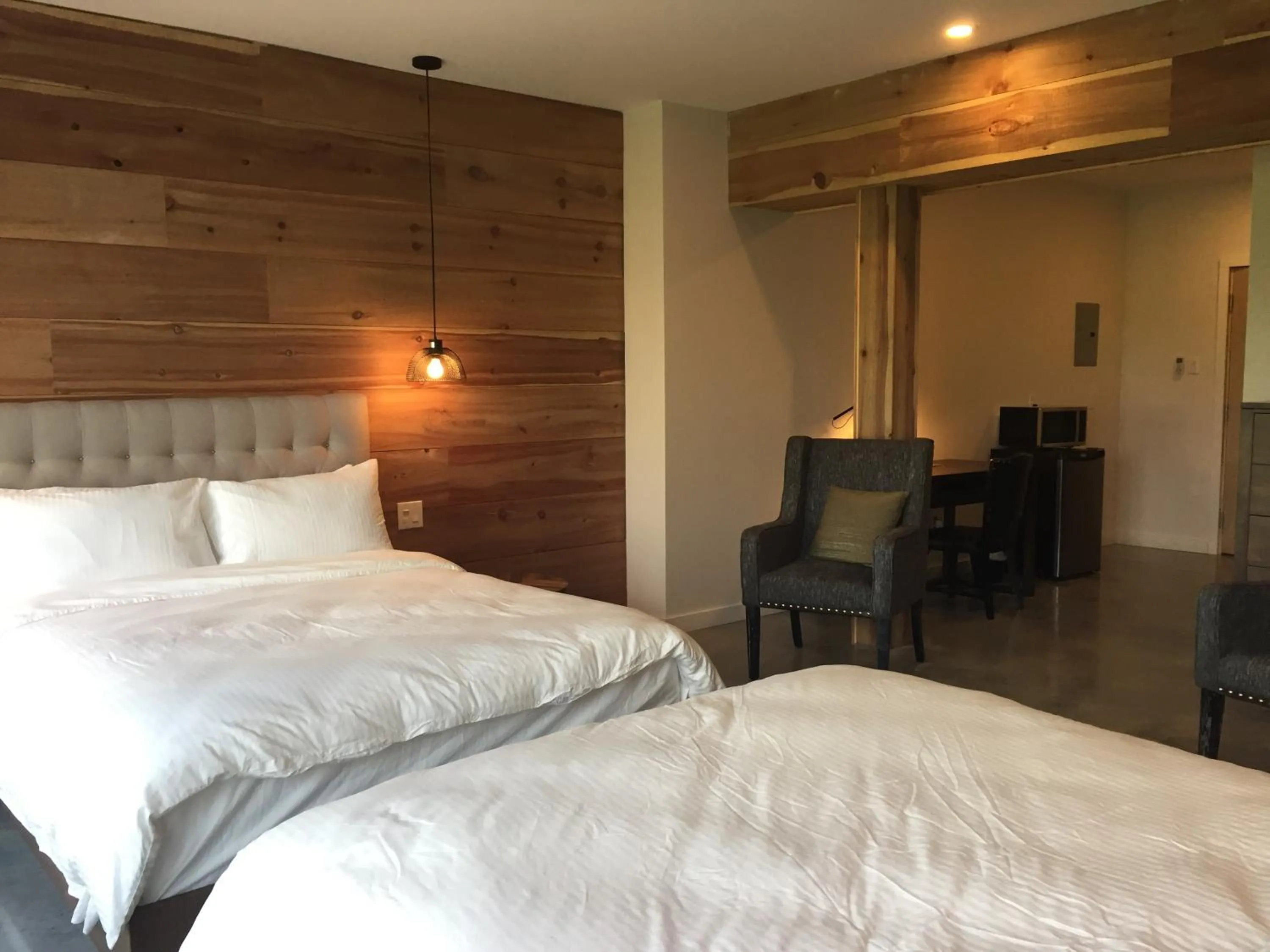 Lake view, Bed in Rawdon Golf Resort