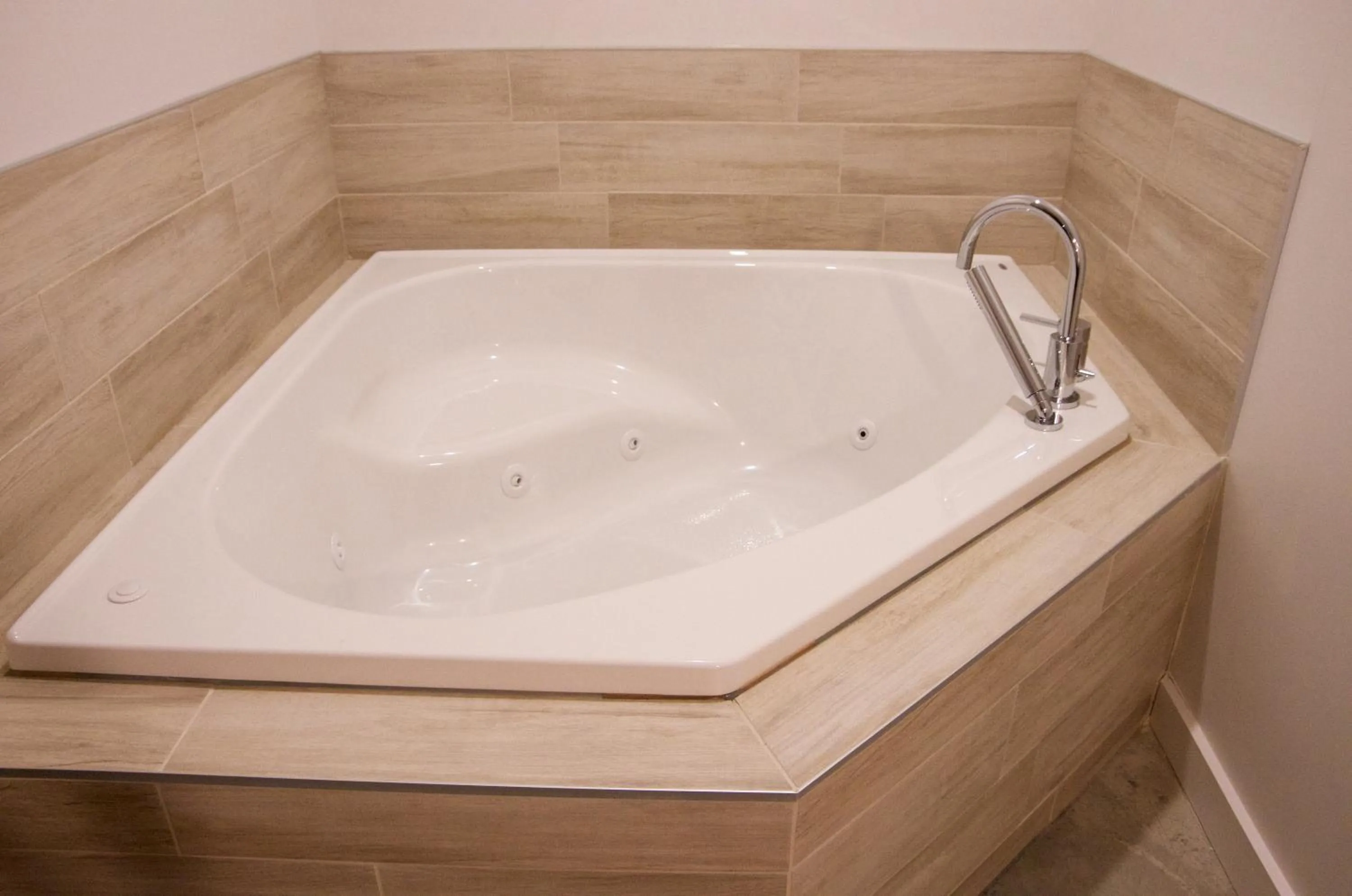 Bath in Rawdon Golf Resort