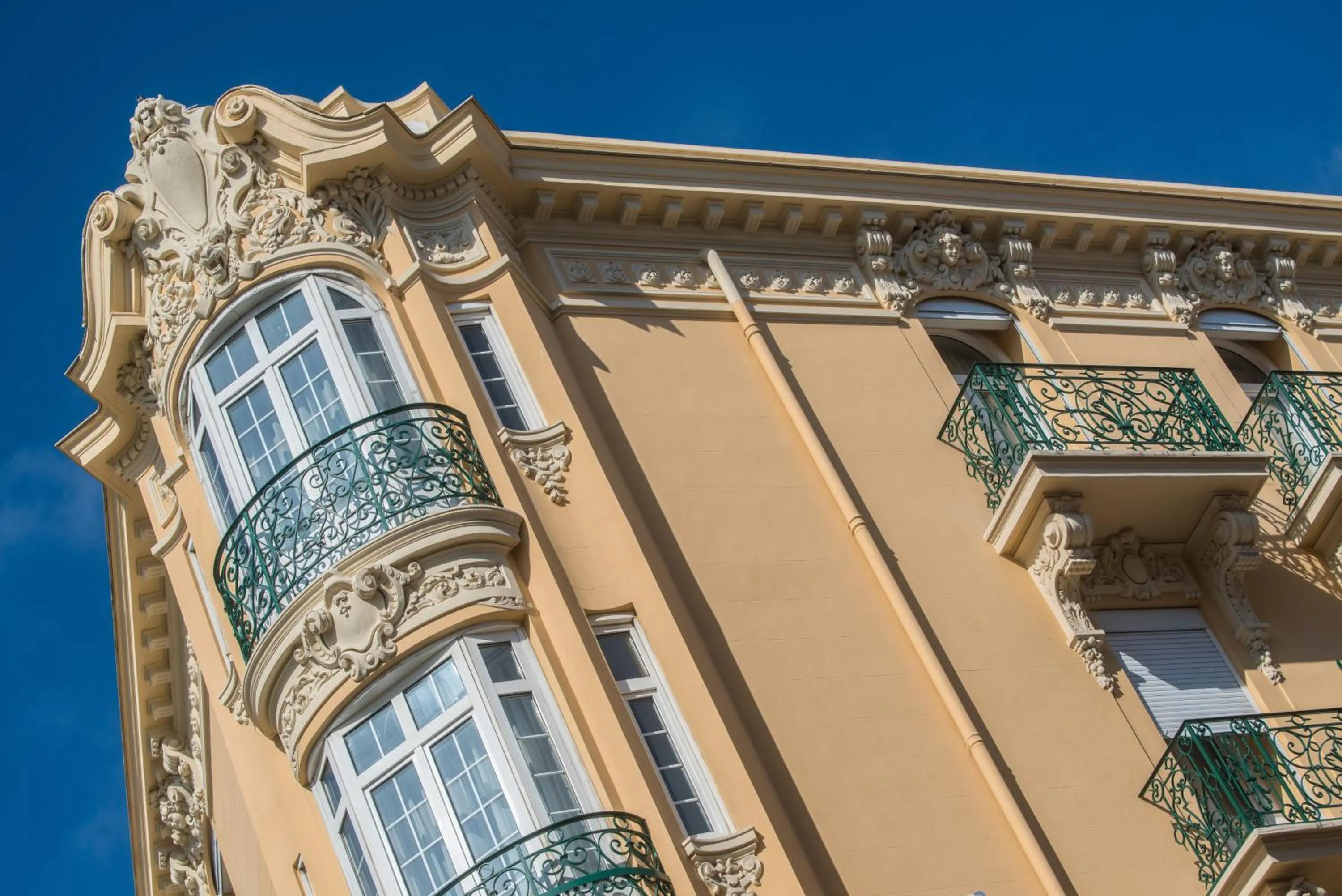 Property building in Hotel Olympia