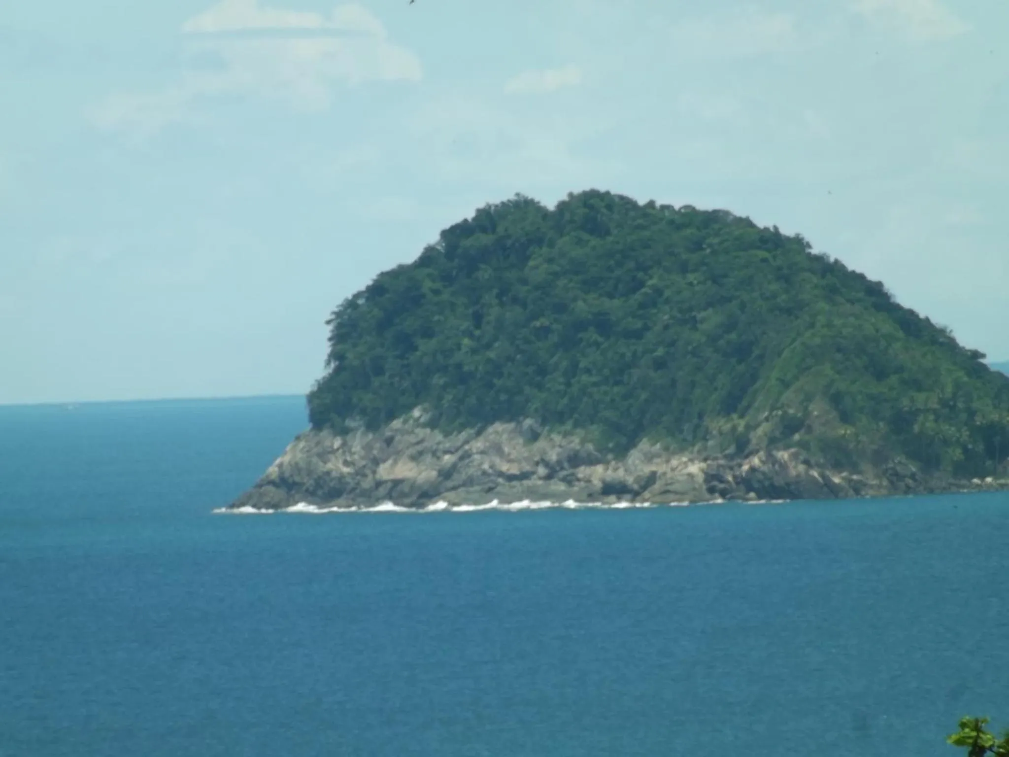 Mountain view in Chalé Praia Boiçucanga wi fi piscina Village Mirante Litoral Norte SP
