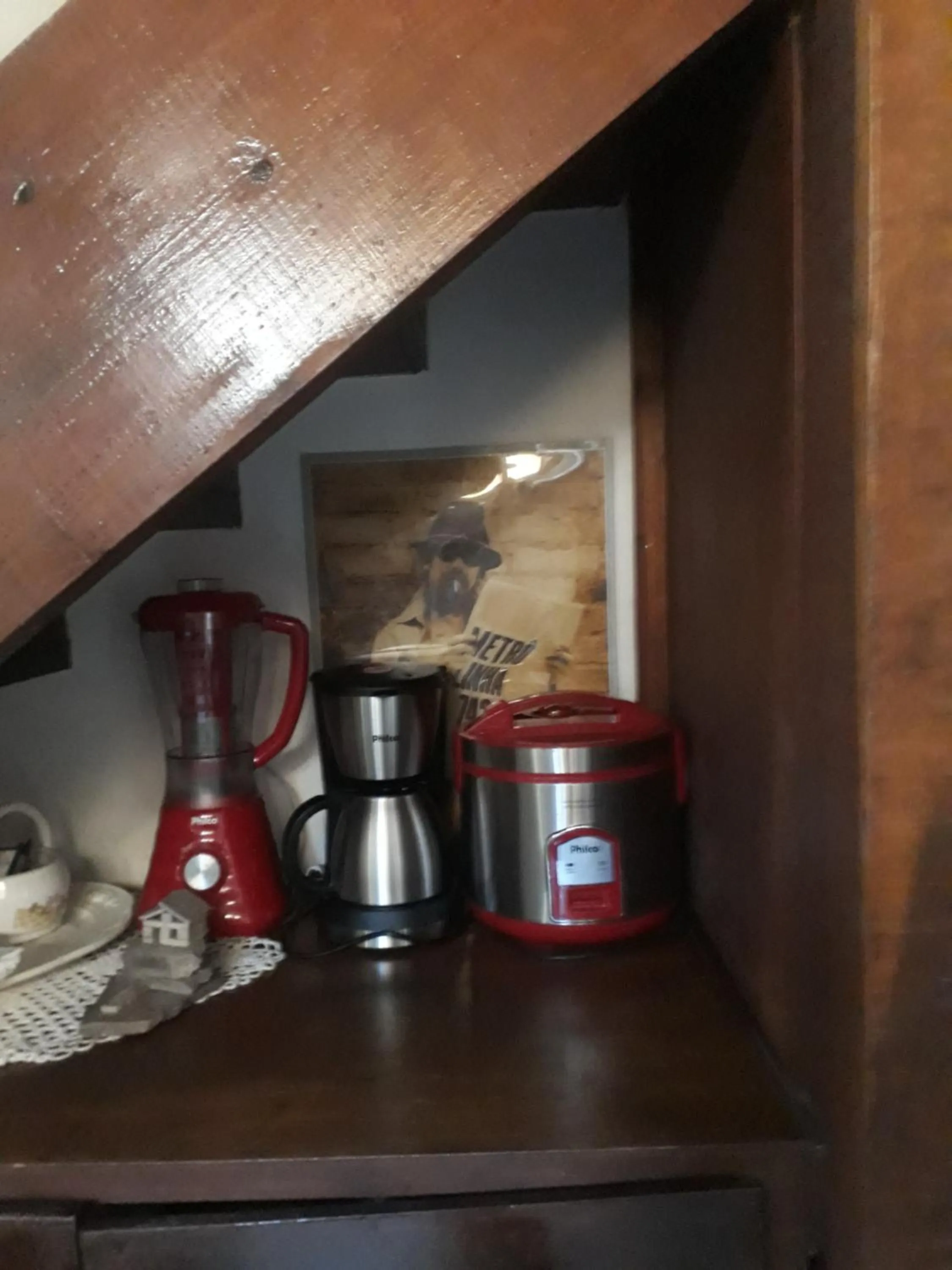 Coffee/tea facilities in Chalé Praia Boiçucanga wi fi piscina Village Mirante Litoral Norte SP