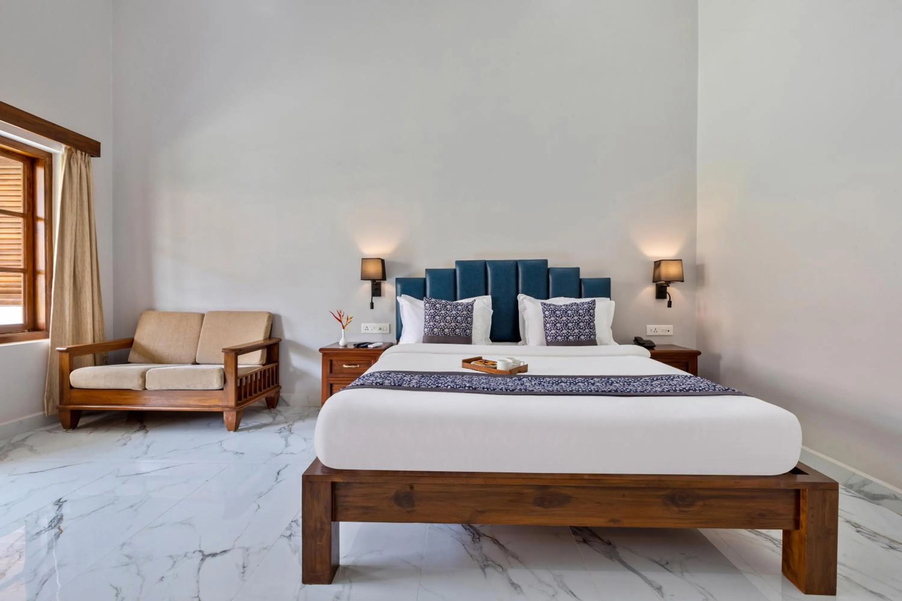 Bed in Leoney Resort Goa