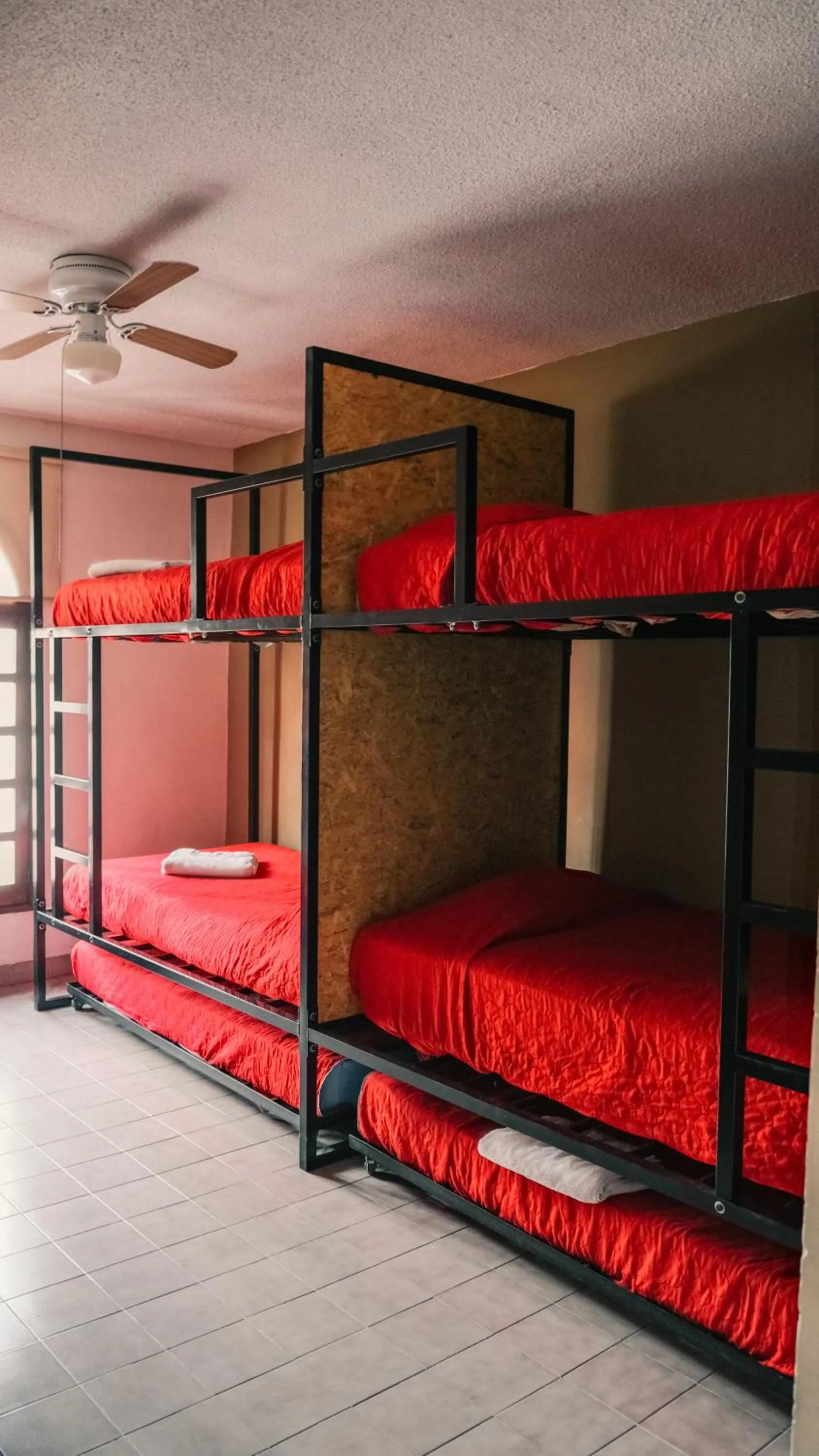 bunk bed, Bed in Casona Luciérnaga-Casa de Huéspedes para Grupos