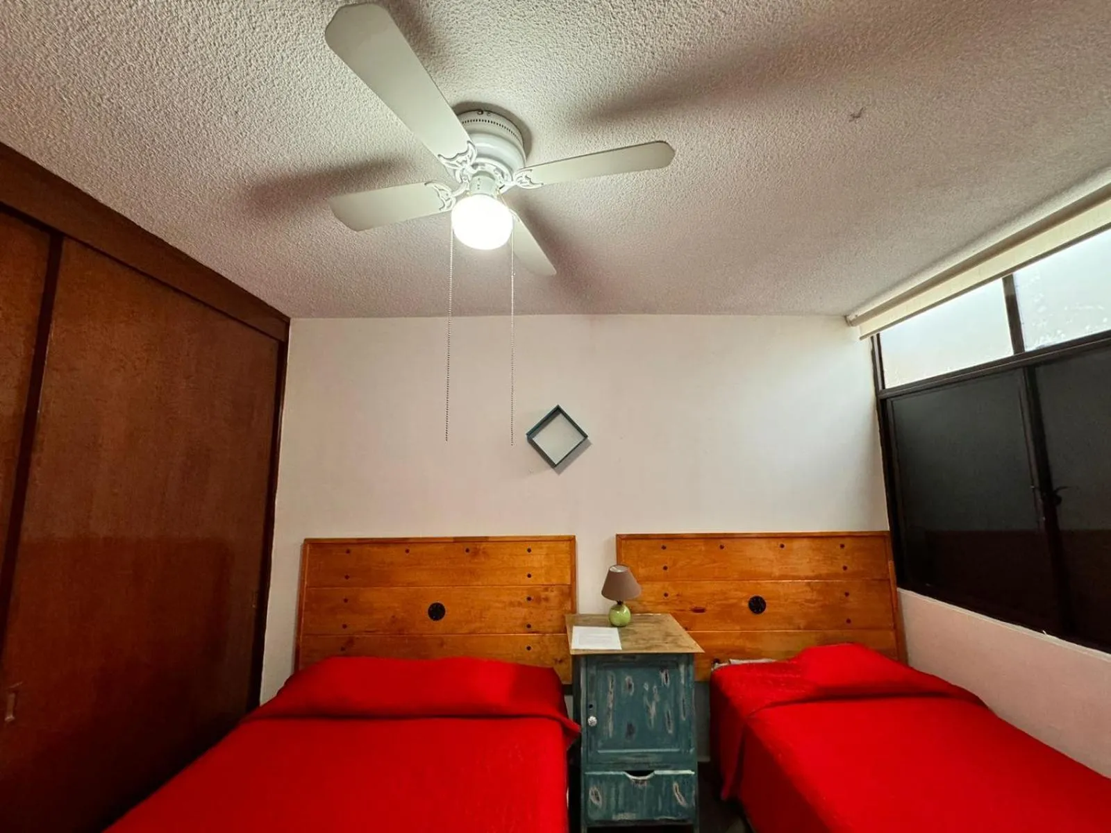 Basic Triple Room in Casona Luciérnaga-Casa de Huéspedes para Grupos