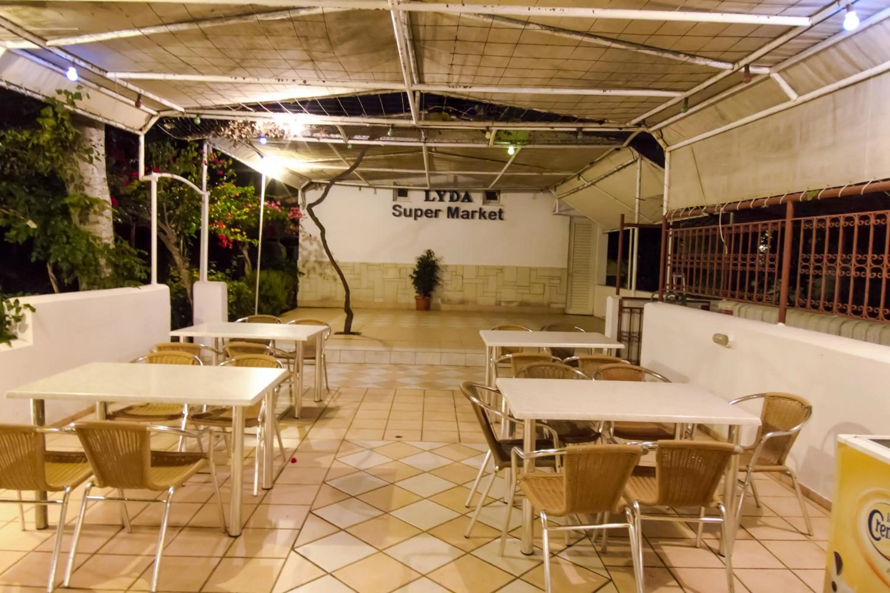 Lounge or bar in Lyda Hotel