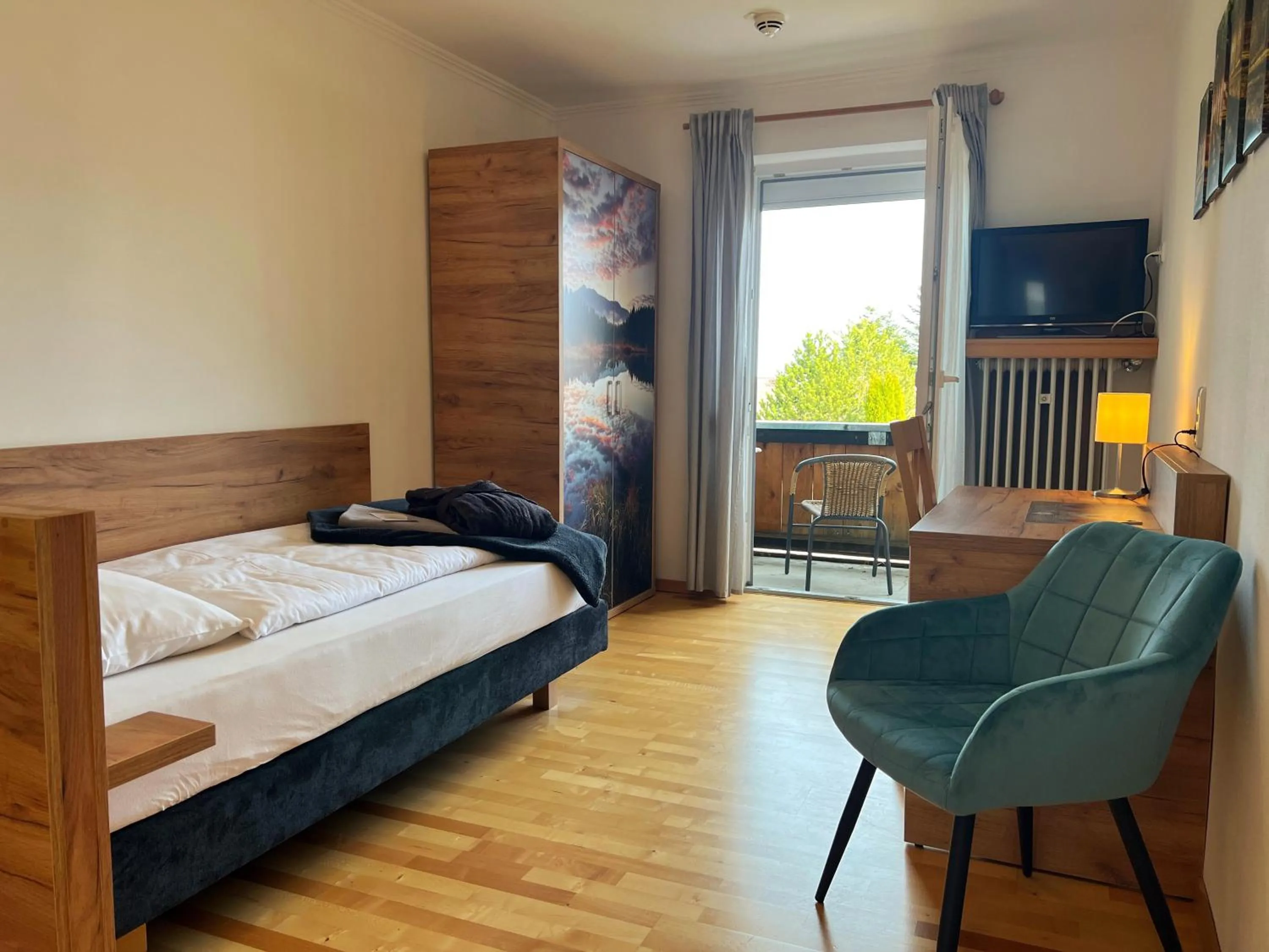 Photo of the whole room, Bed in Wellnesshotel Waldruh