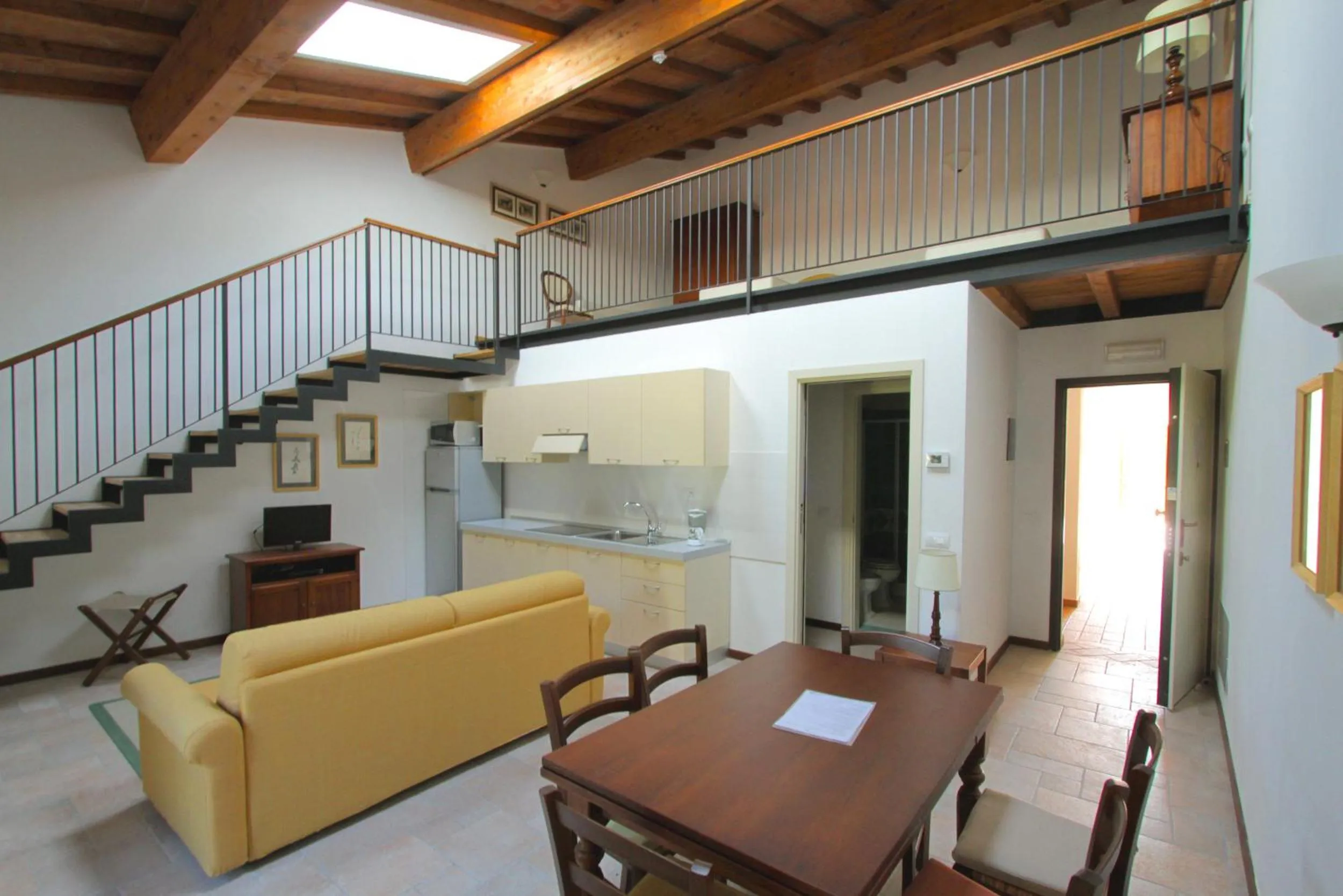 Photo of the whole room in Poggio all'Agnello Sport & Family Holidays