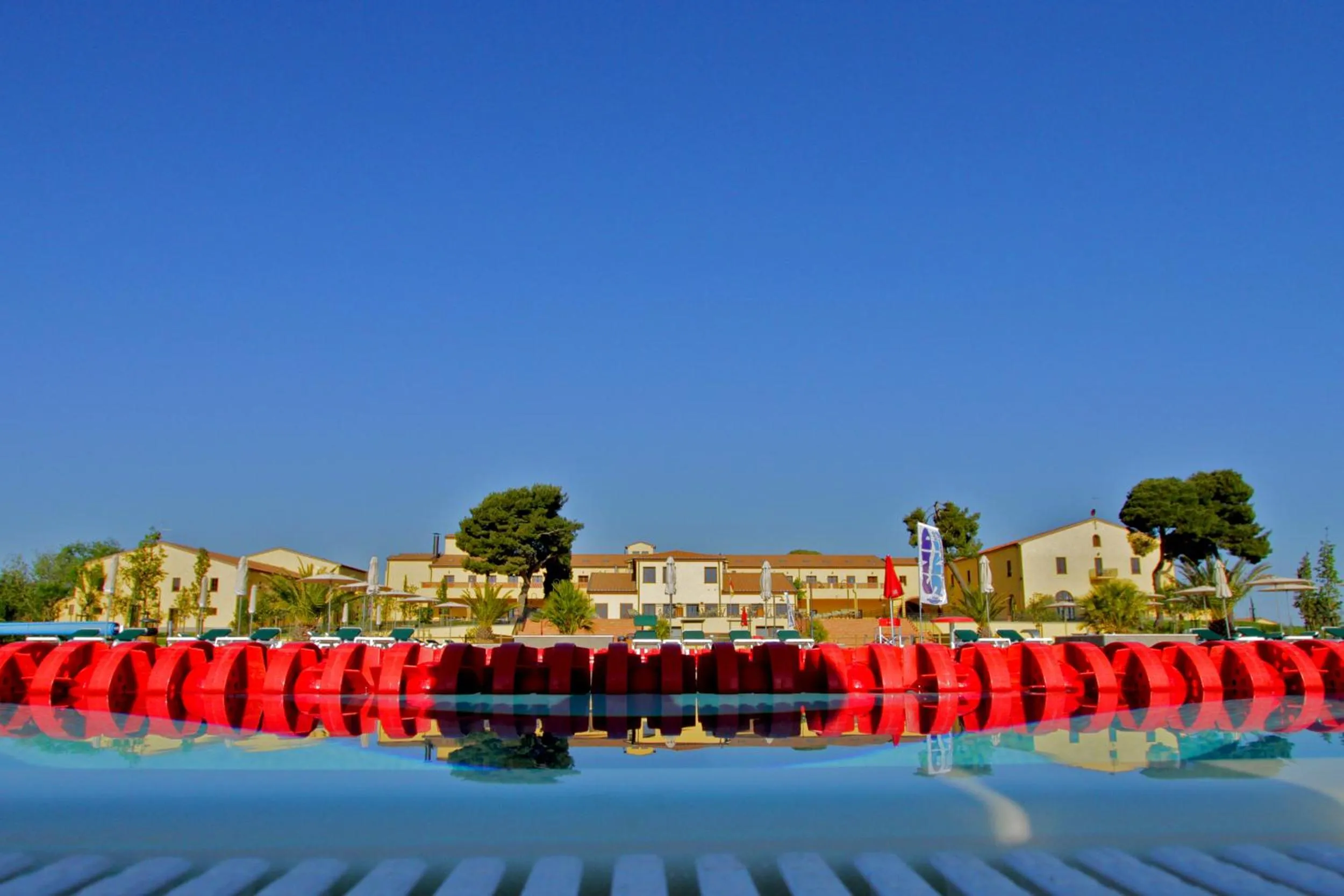 Swimming pool in Poggio all'Agnello Sport & Family Holidays