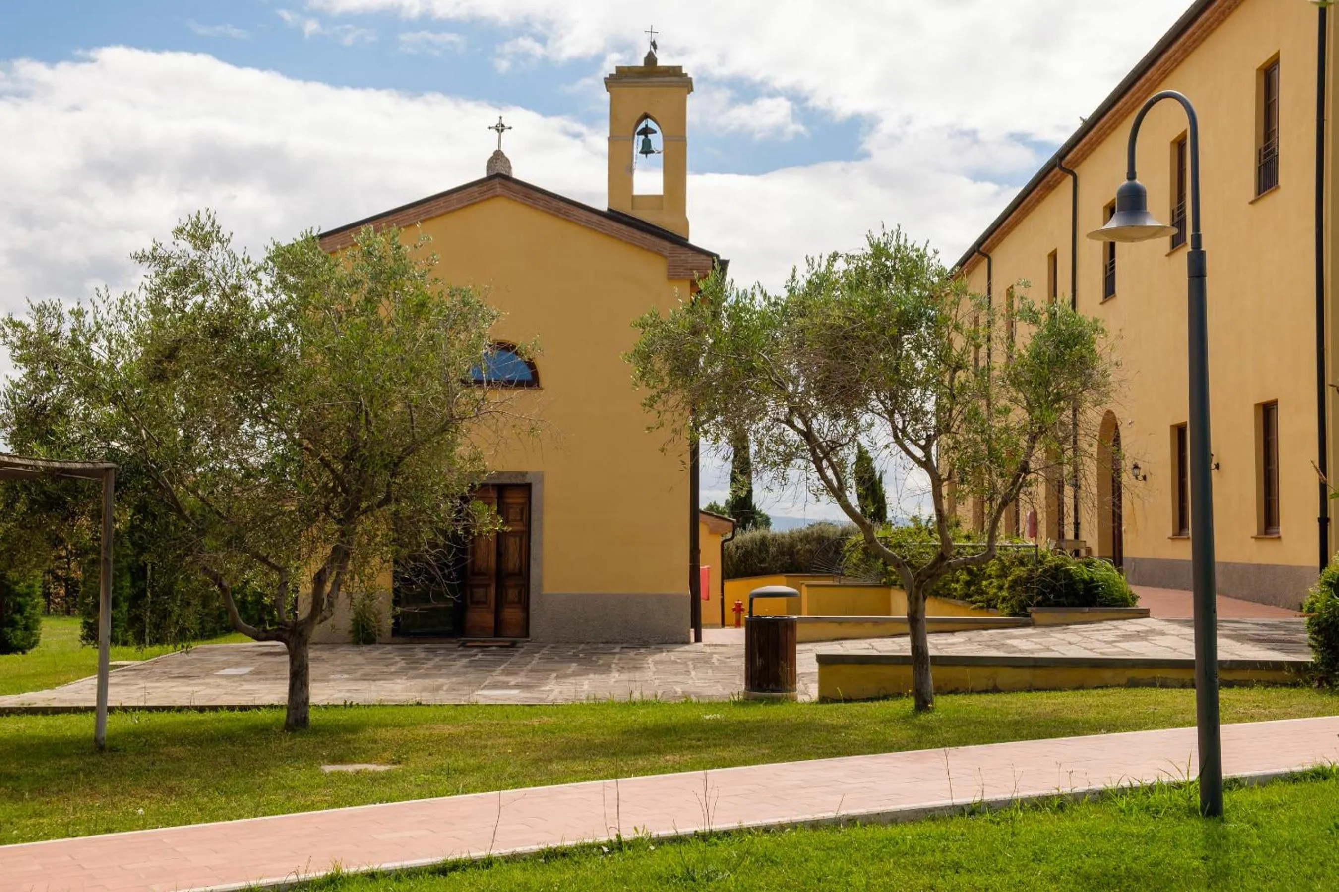 Garden in Poggio all'Agnello Sport & Family Holidays