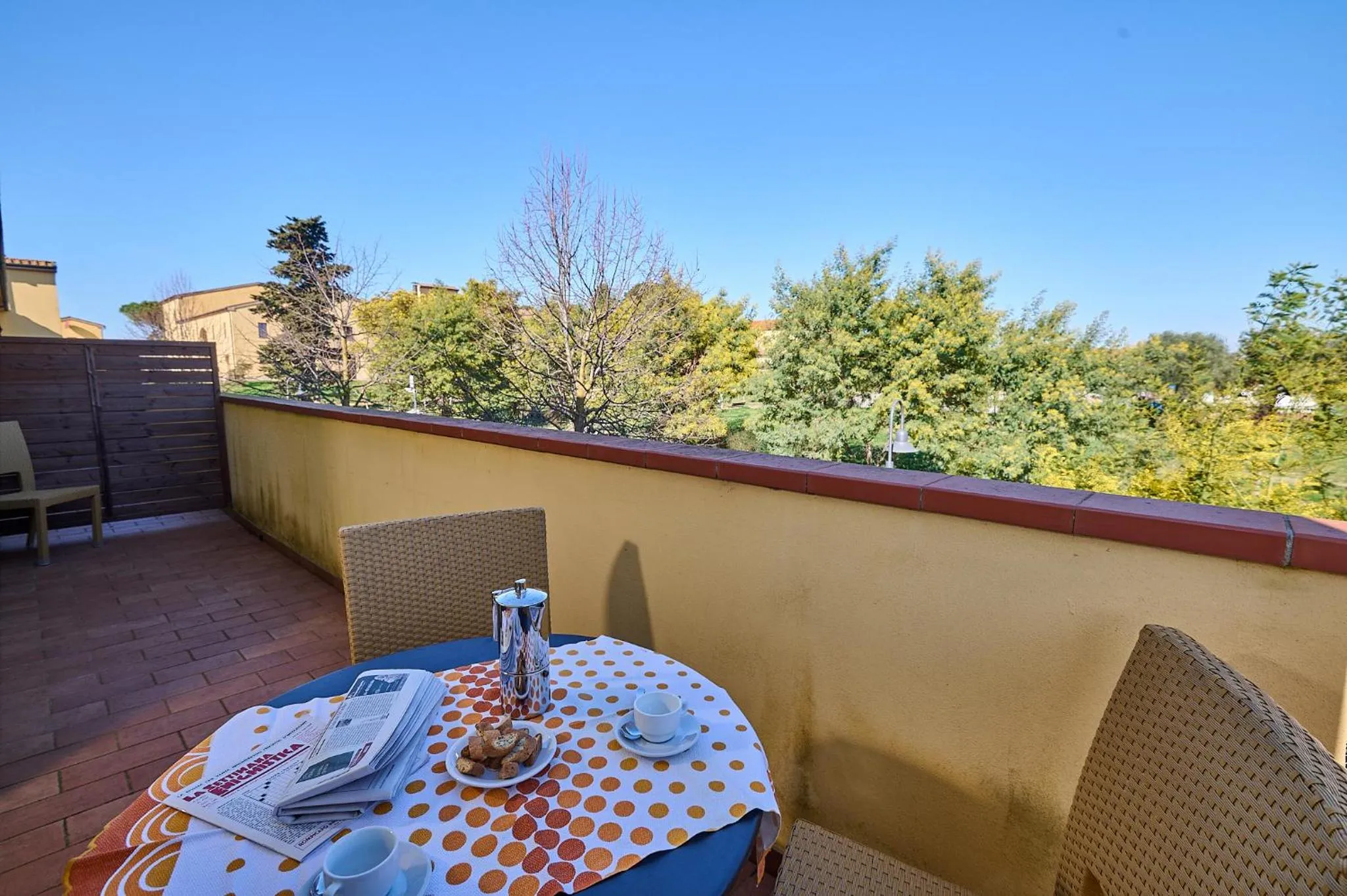 Patio in Poggio all'Agnello Sport & Family Holidays