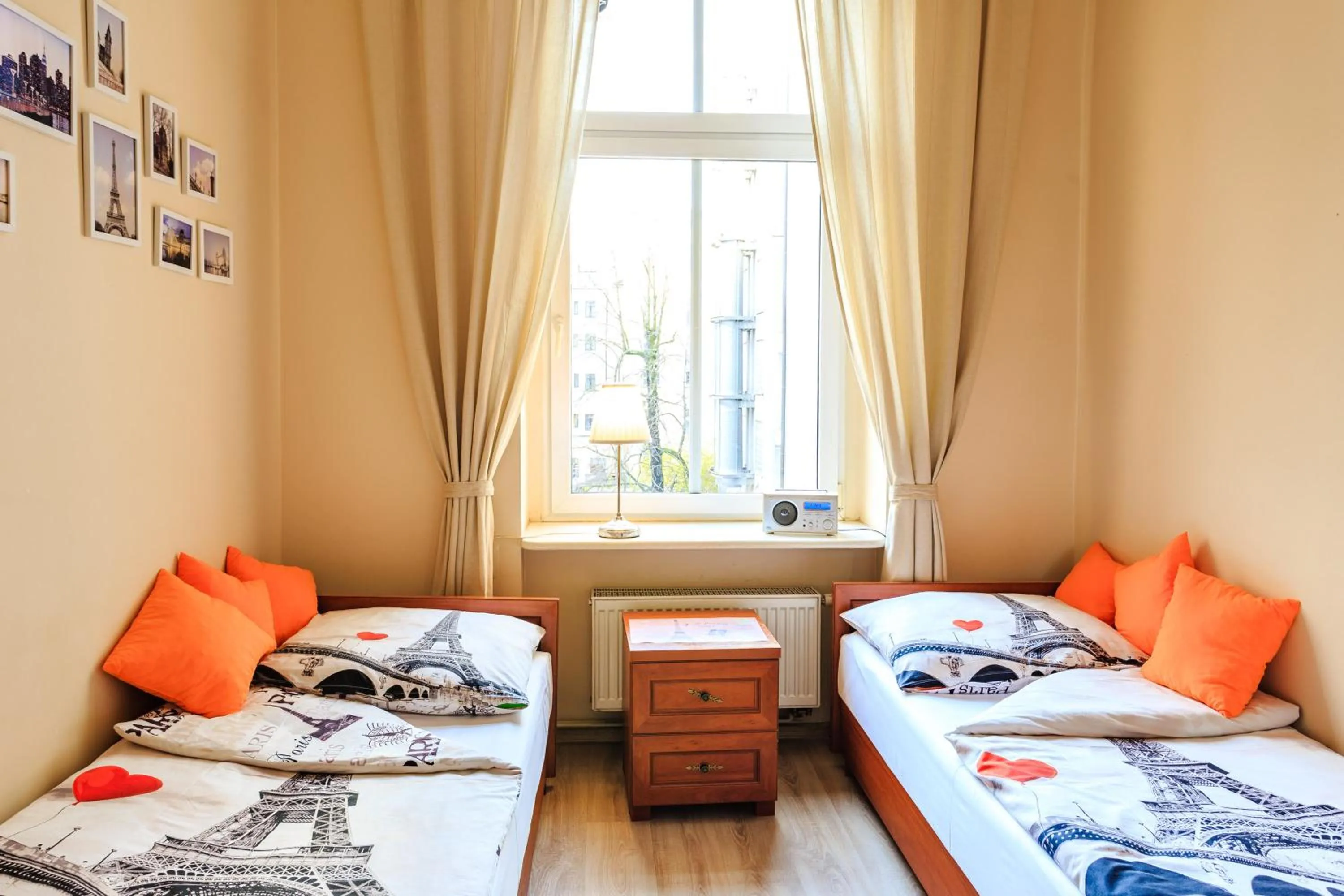 Photo of the whole room, Bed in Babel Hostel, Dworzec PKP, Rynek