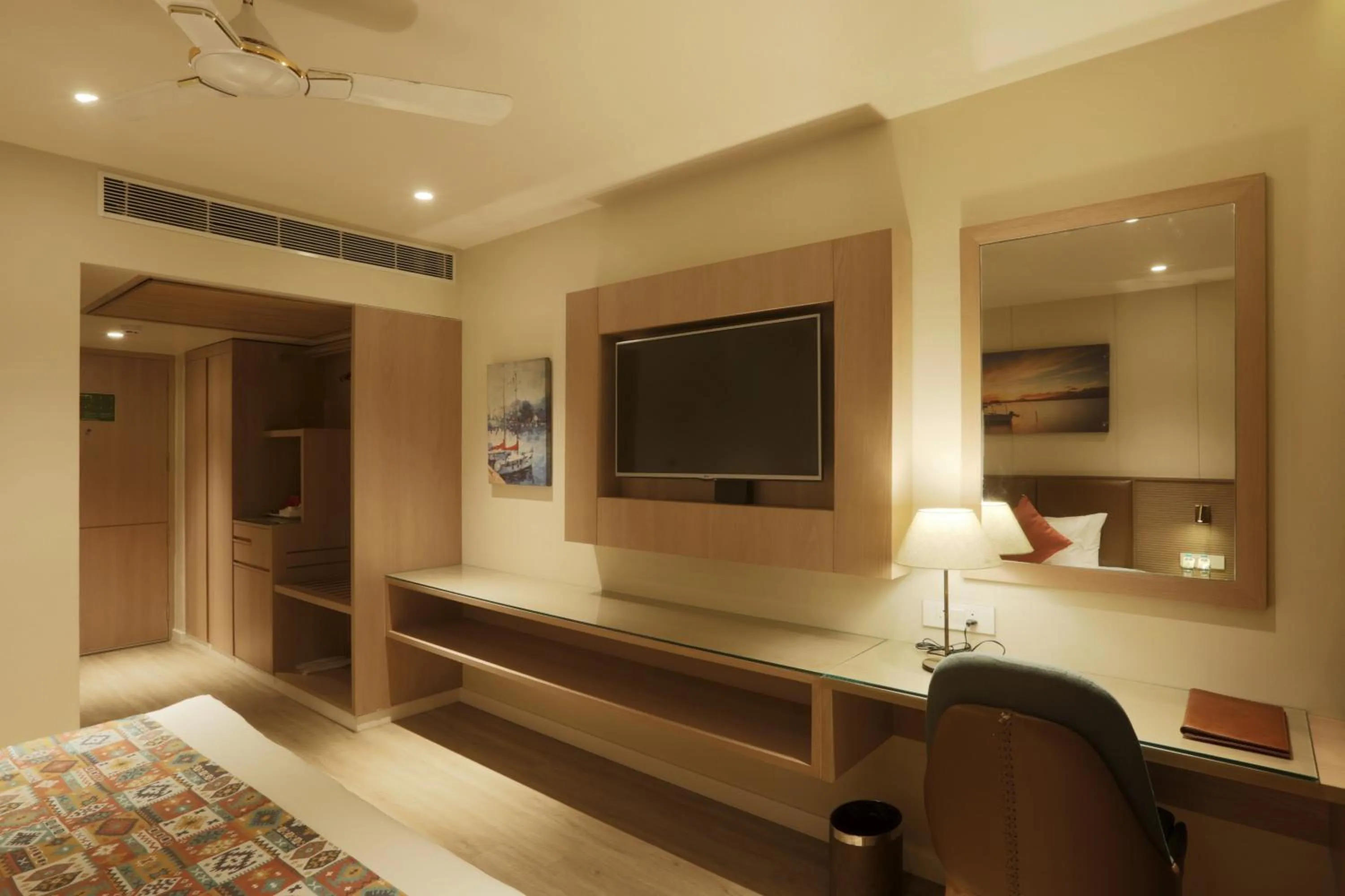 TV and multimedia in Resort De Coracao - Calangute , Goa