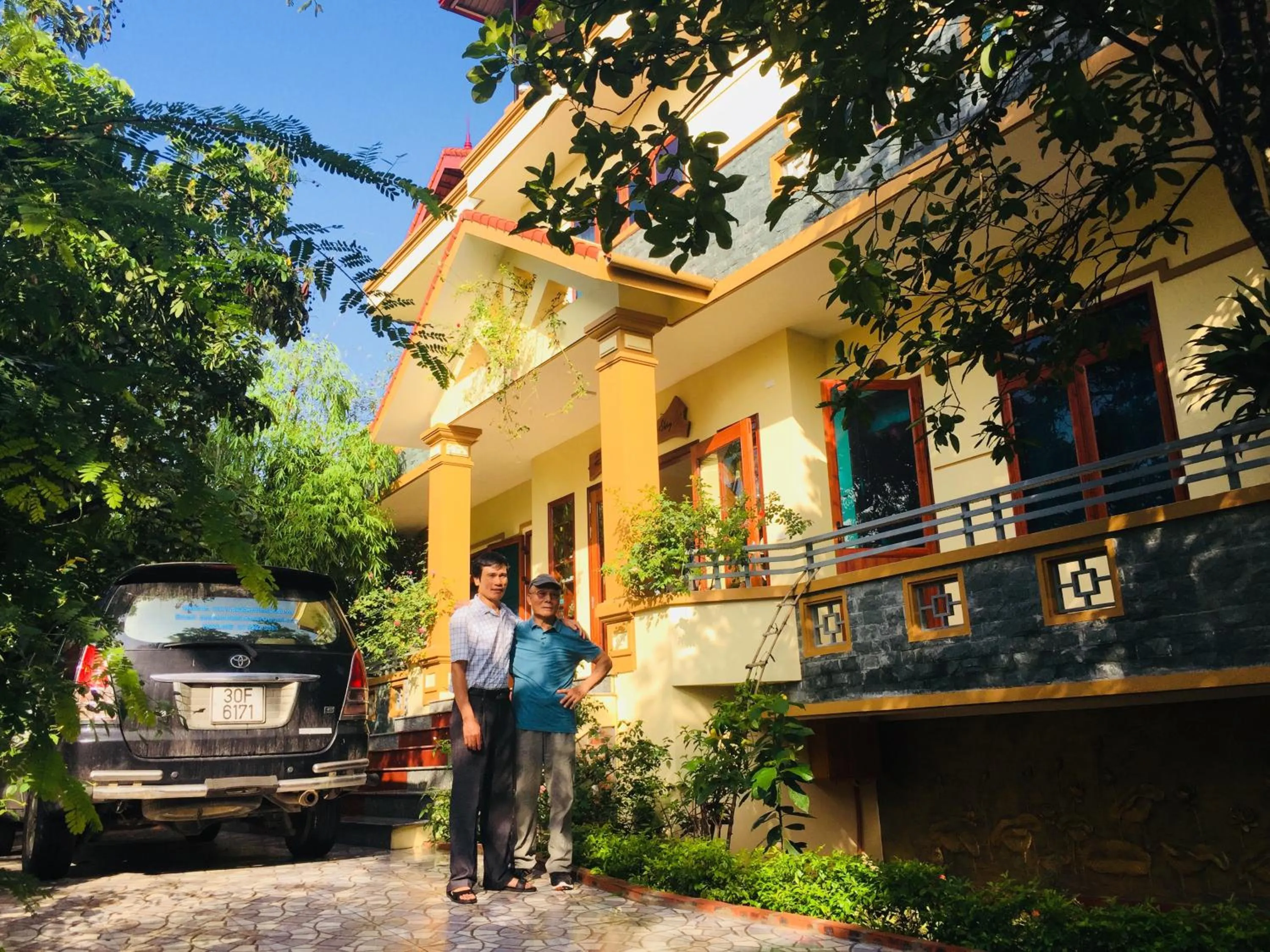Facade/entrance in Hoang Giang Homestay