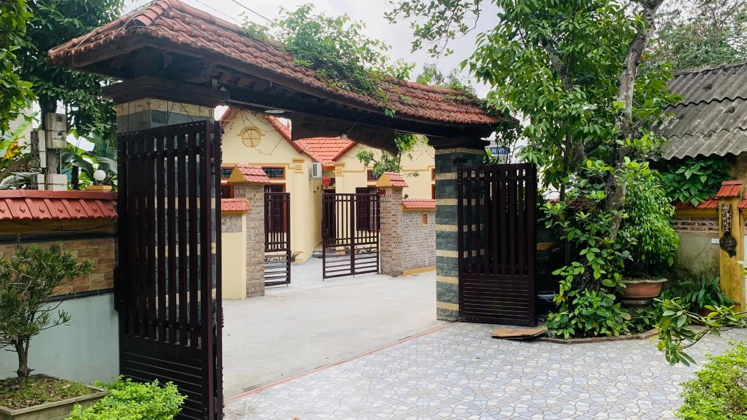 Property building in Hoang Giang Homestay