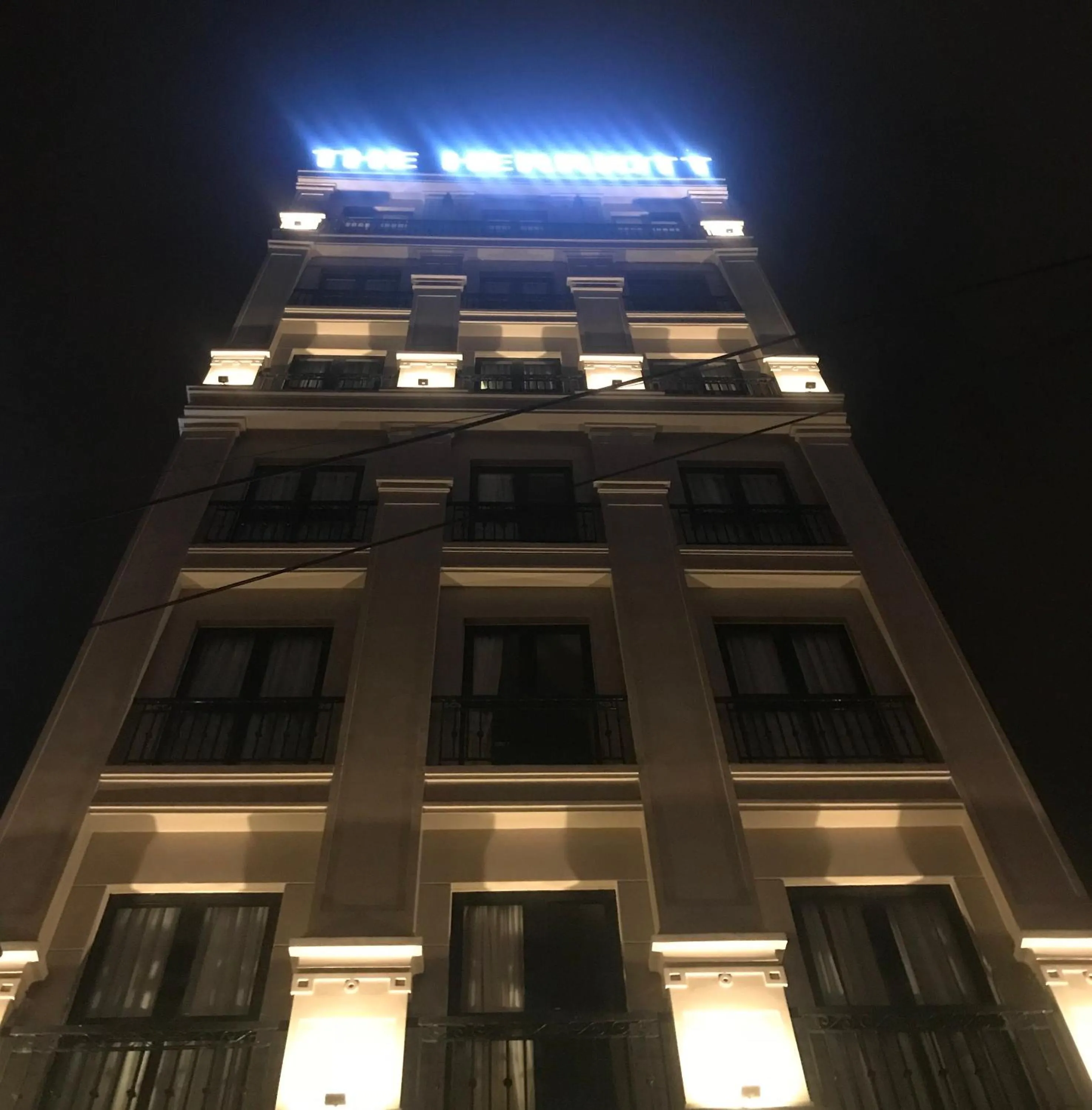 Facade/entrance in The Herriott Hotel & Suite