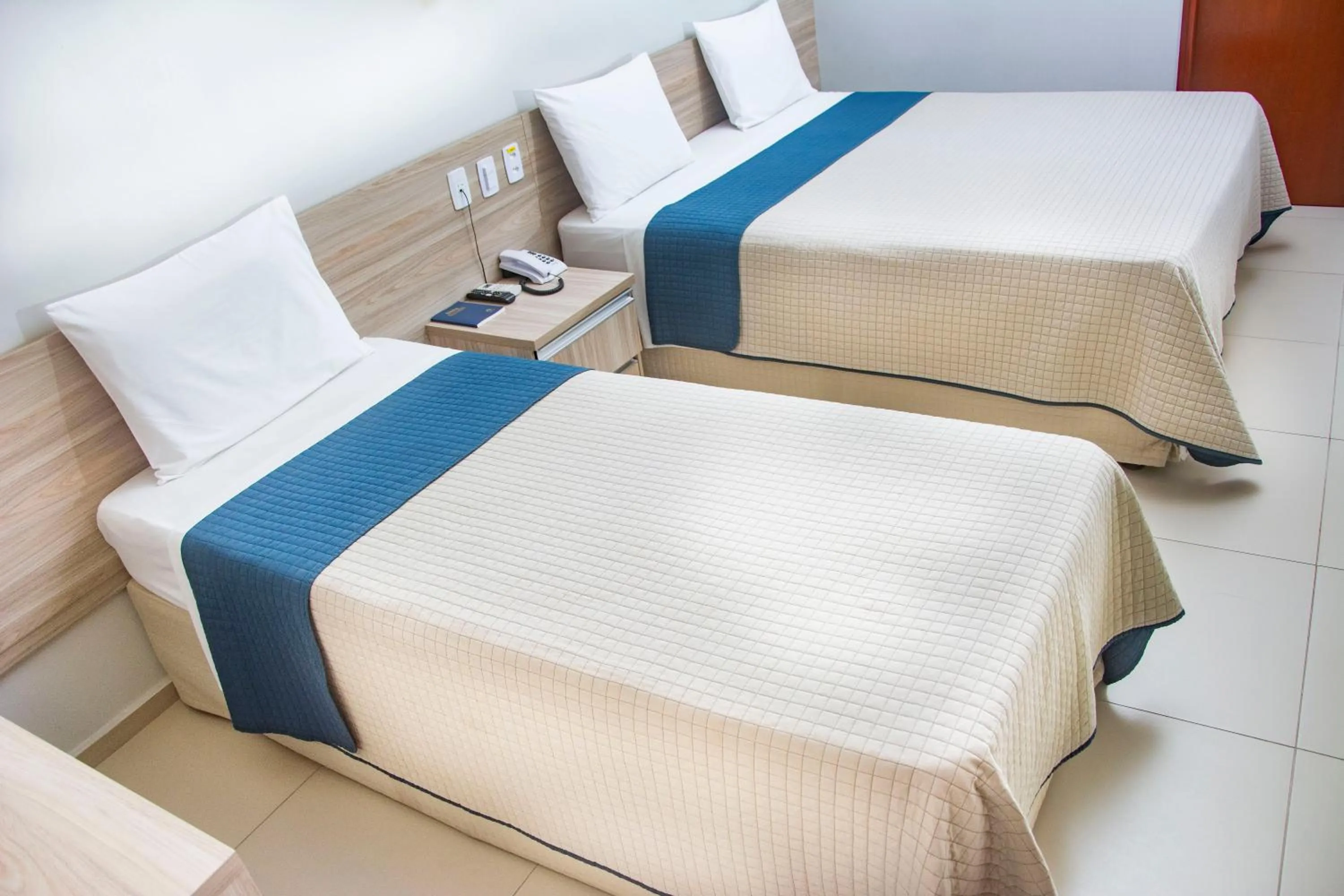 Bedroom, Bed in Citi Executivo Hotel