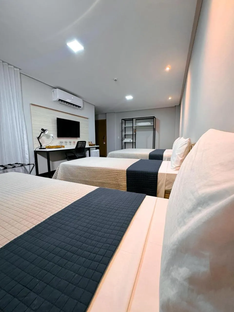 Bed in Citi Executivo Hotel