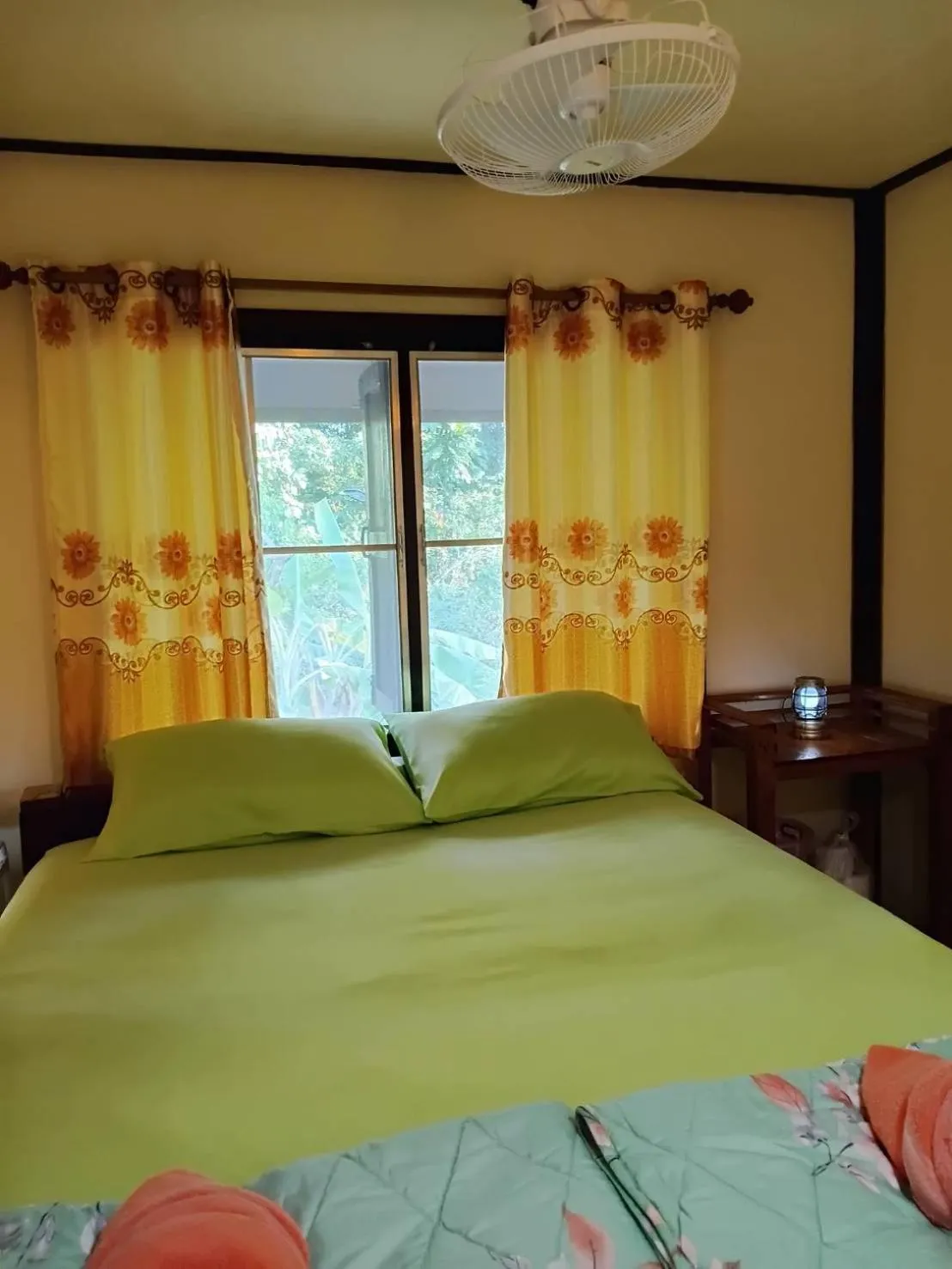 Bed in Koh Kood Little Hut