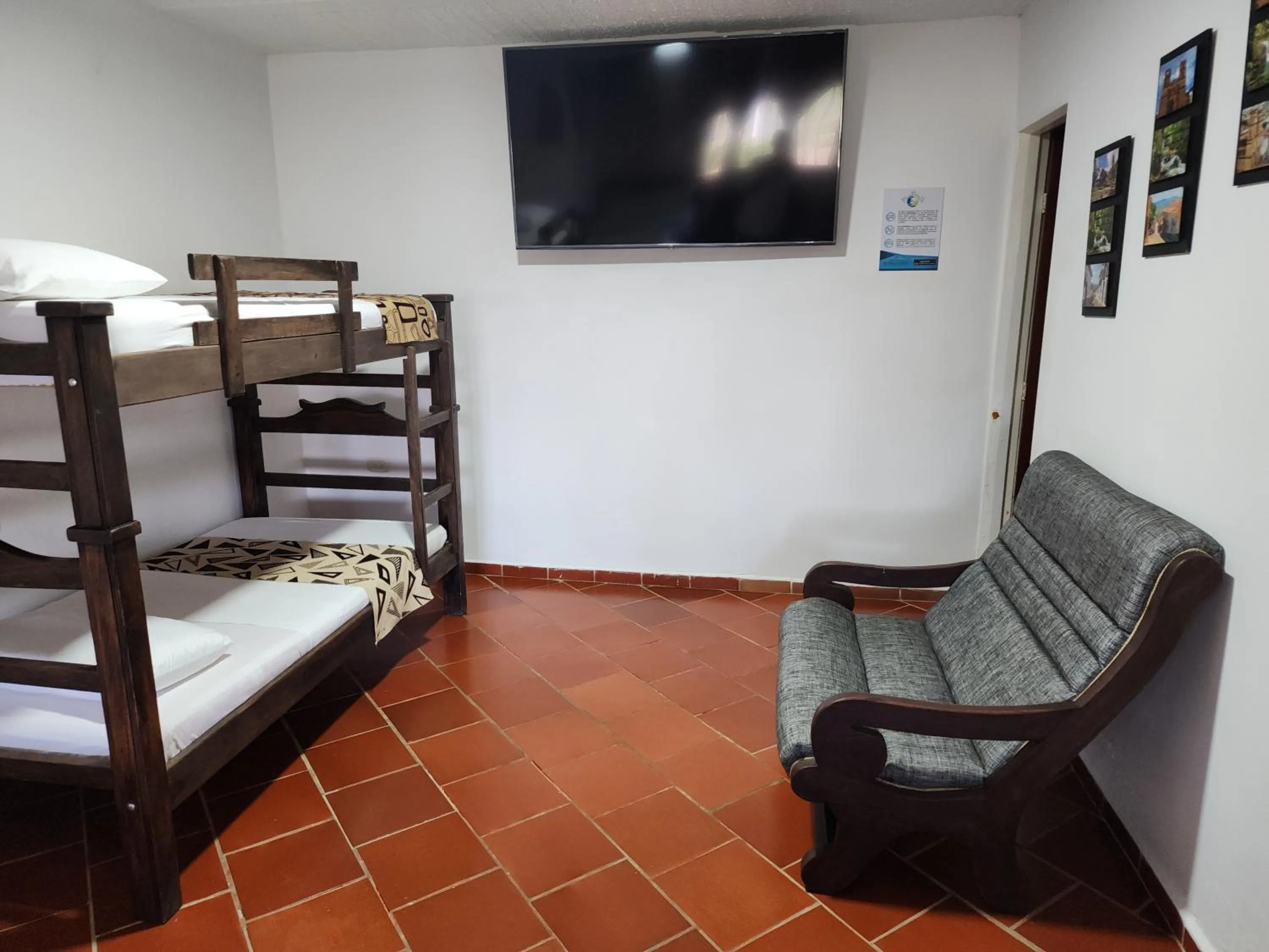 Photo of the whole room, Bed in Hotel Campestre Palmas del Zamorano