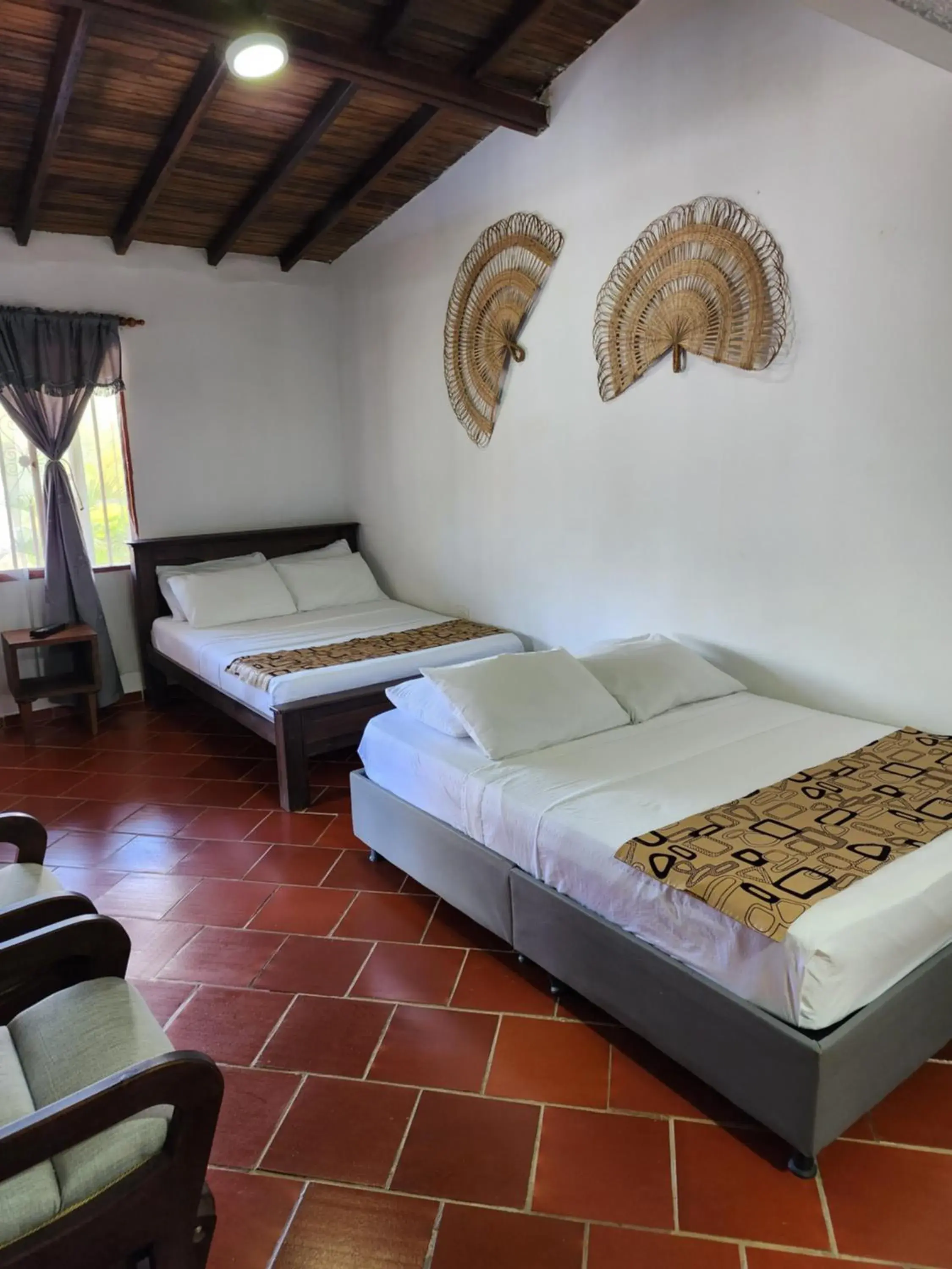 Family Room with Bathroom in Hotel Campestre Palmas del Zamorano Family Room with Bathroom in Hotel Campestre Palmas del Zamorano