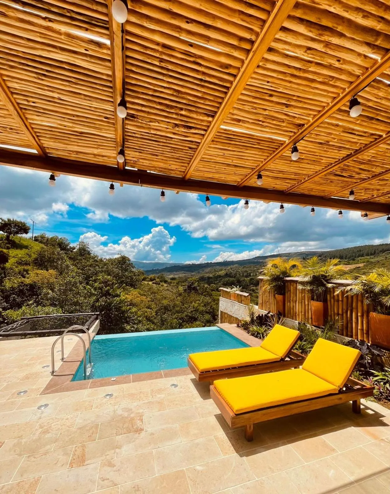 Balcony/Terrace in Hotel Campestre Palmas del Zamorano