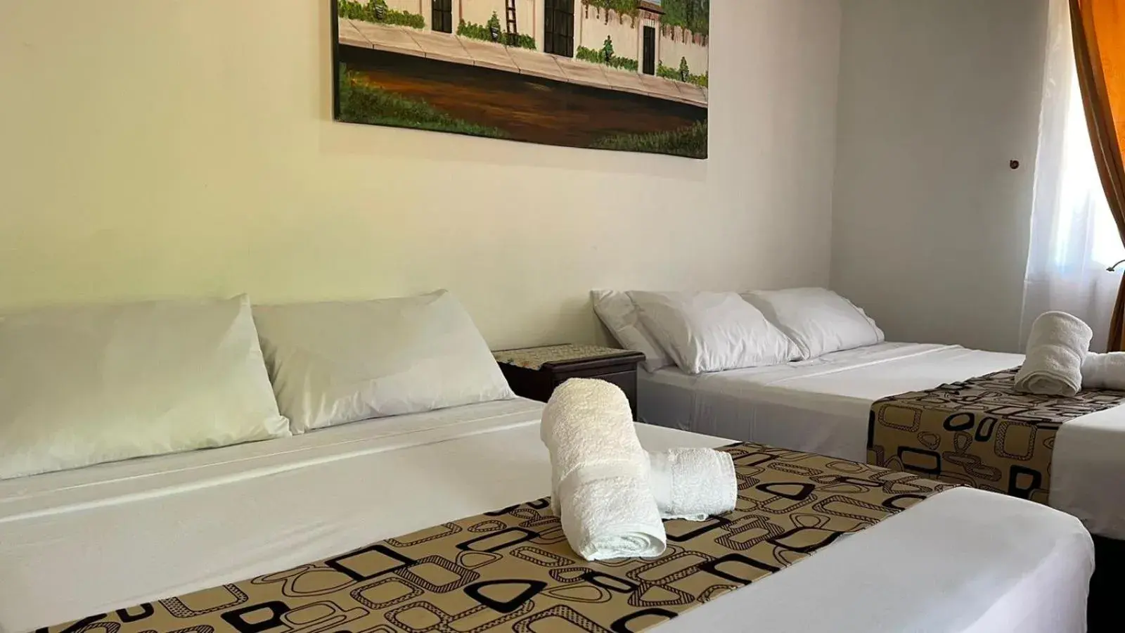 Standard Quadruple Room in Hotel Campestre Palmas del Zamorano Standard Quadruple Room in Hotel Campestre Palmas del Zamorano