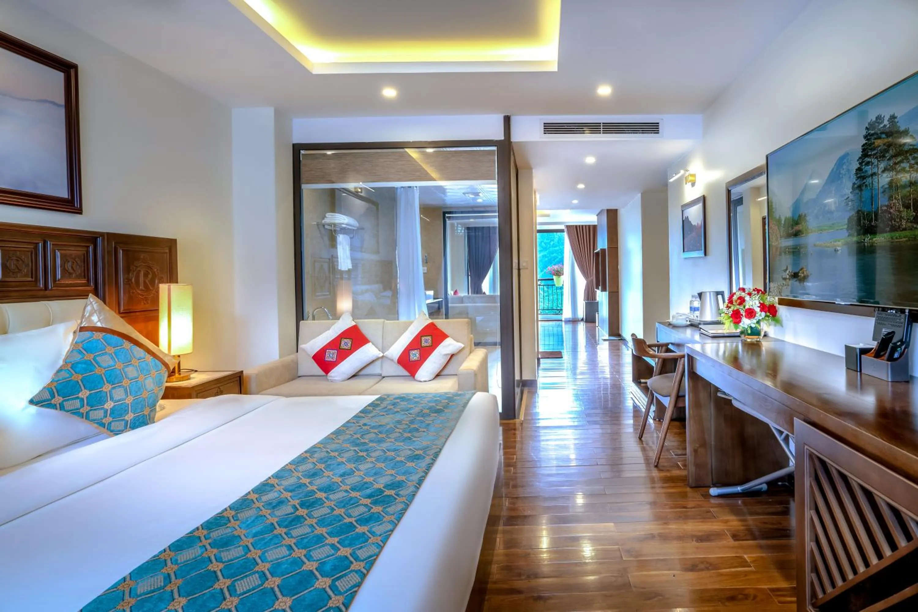 TV and multimedia, Bed in Sapa Relax Hotel & Spa