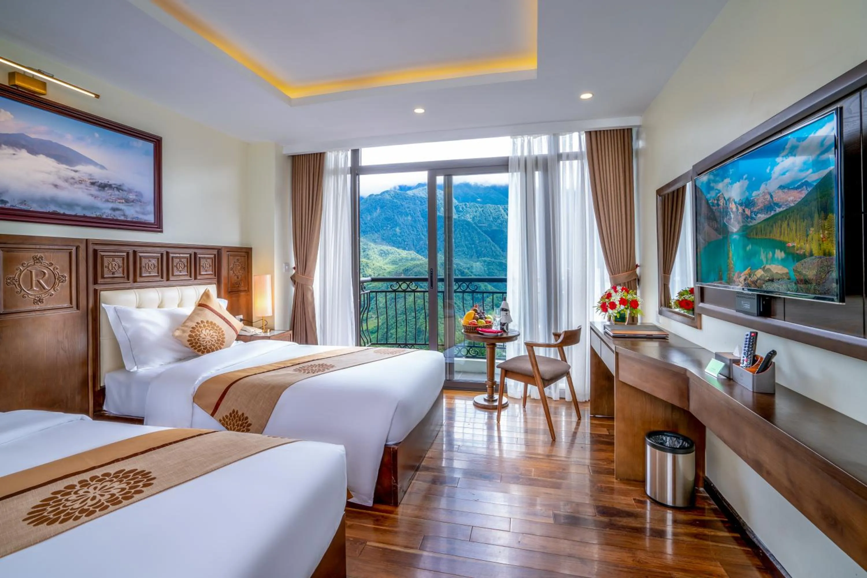 TV and multimedia, Bed in Sapa Relax Hotel & Spa