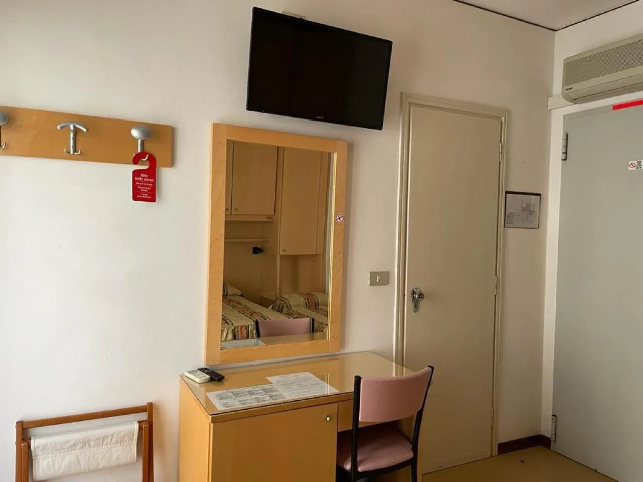 TV and multimedia, Bed in Hotel Stiefel