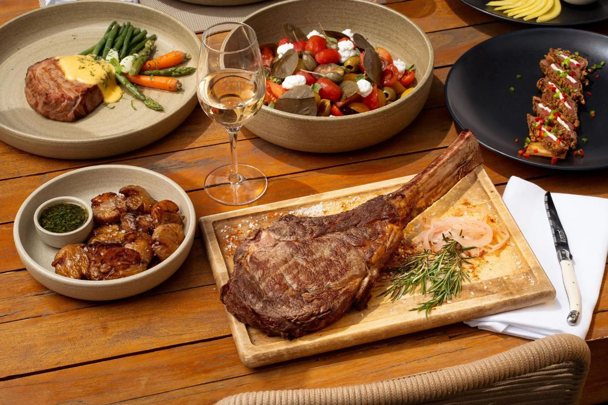 Dinner in Golden Milos Beach Ηouse by Domotel