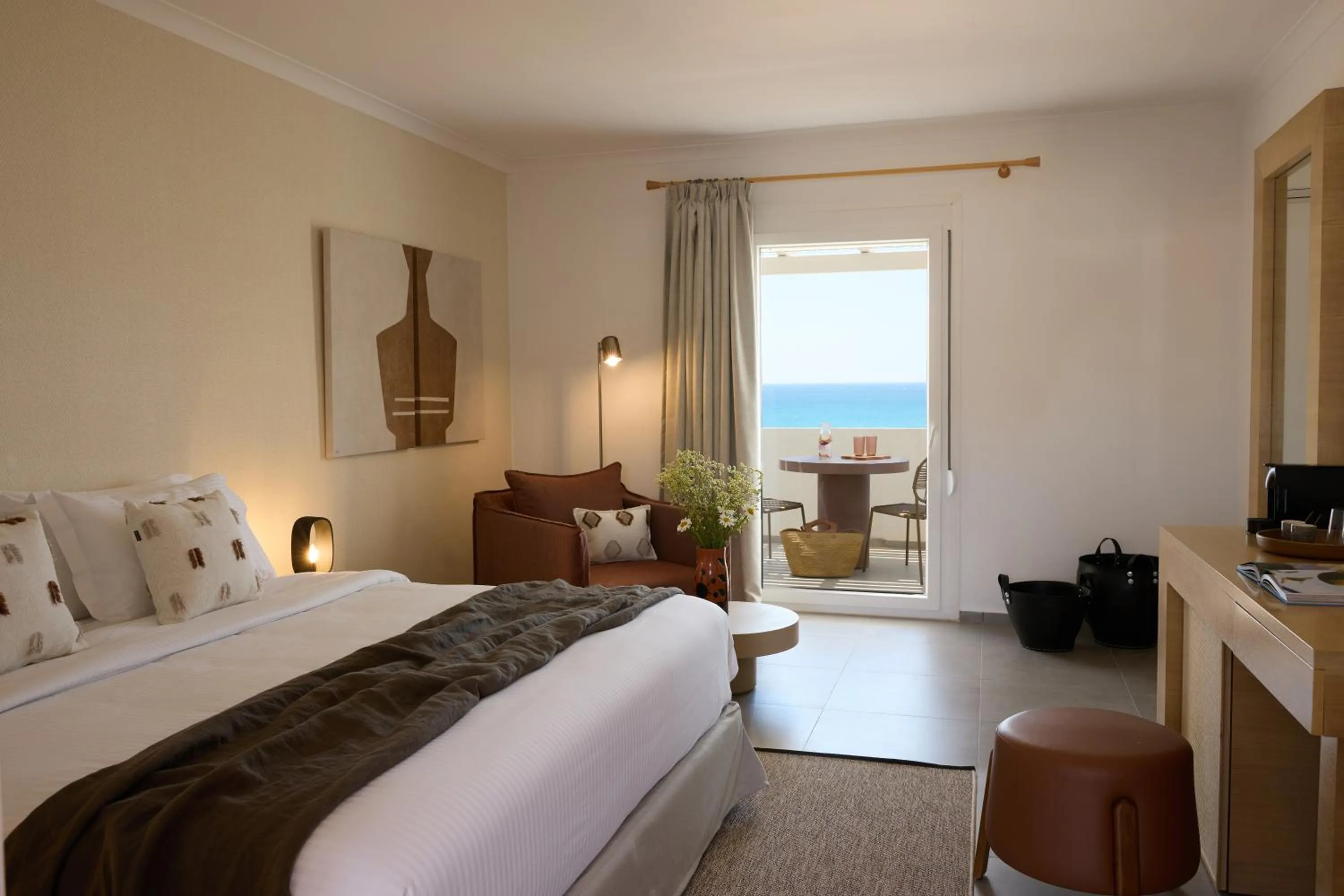 Bed in Golden Milos Beach Ηouse by Domotel