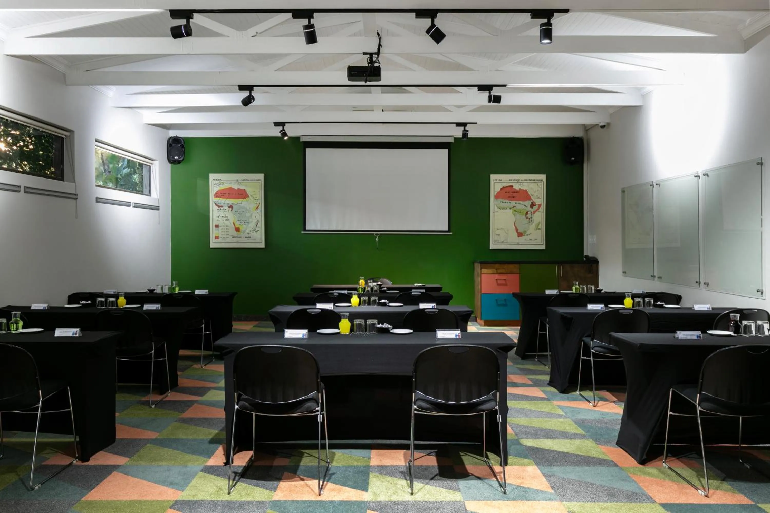 Hotel 224 & Apartments