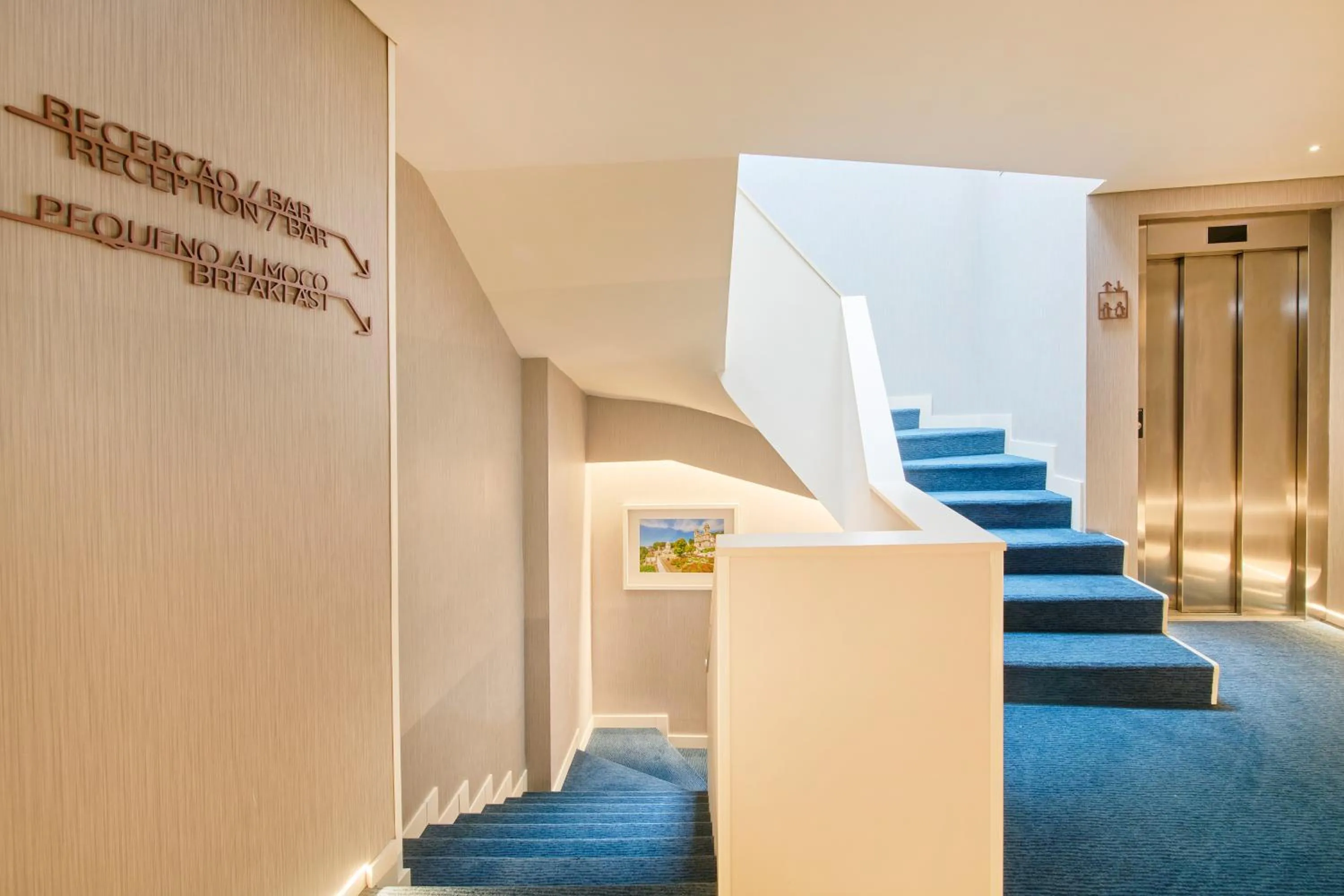 Decorative detail in Hotel Moon & Sun Braga