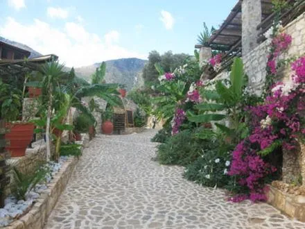 Area and facilities in Stone Village Hotel Apartments