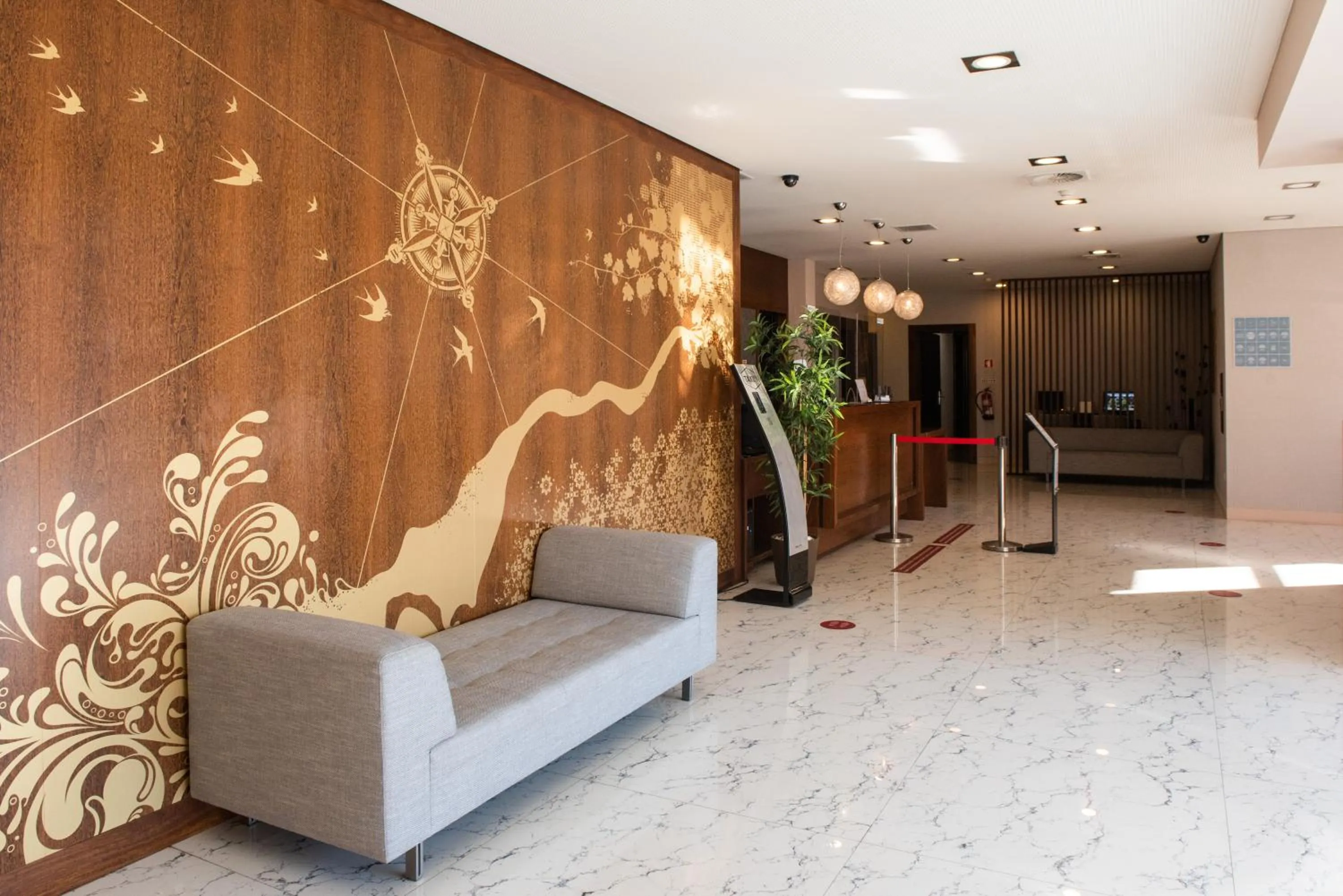 Lobby or reception in Eurostars Oporto