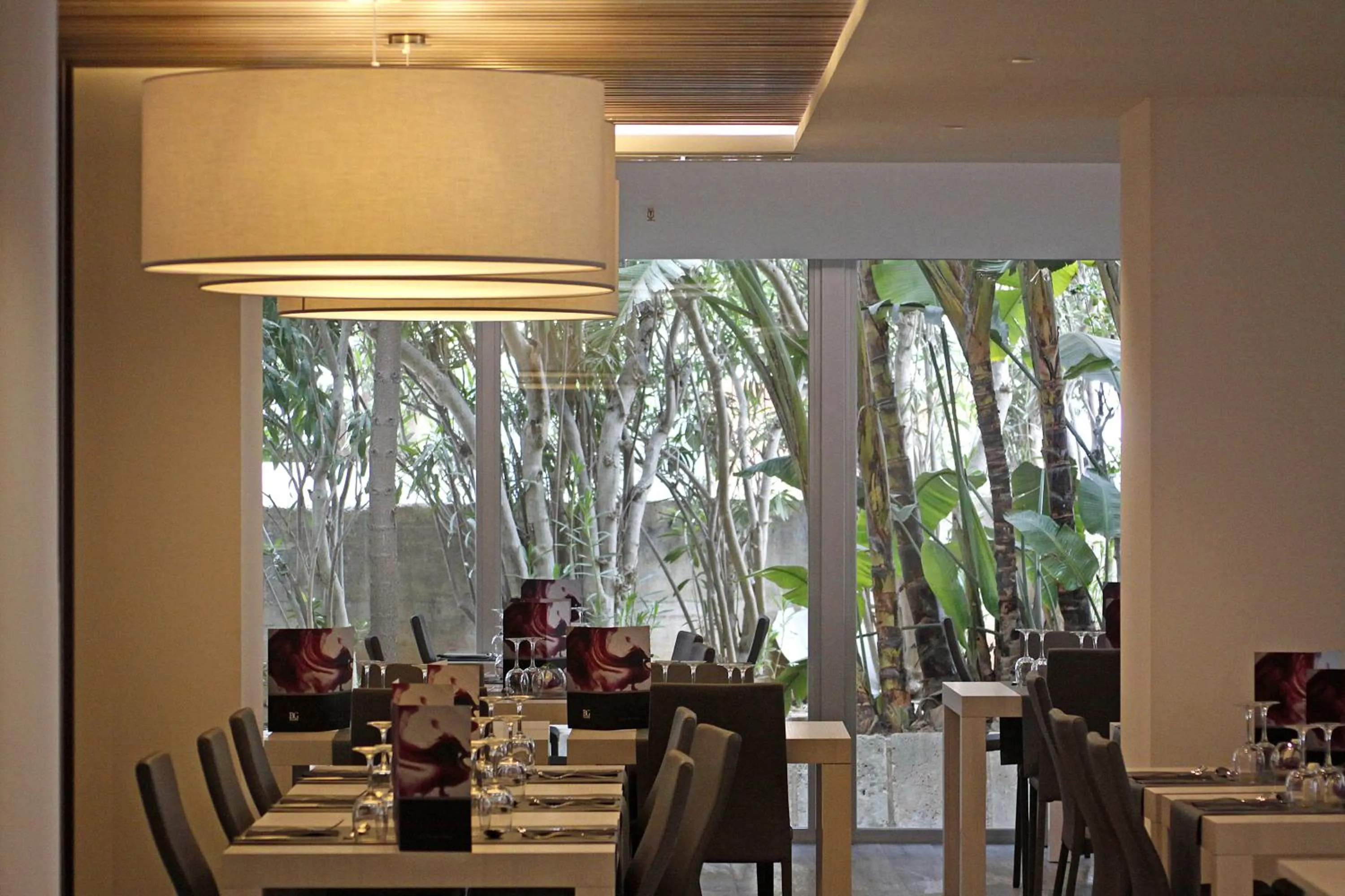 Restaurant/places to eat in BG Pamplona